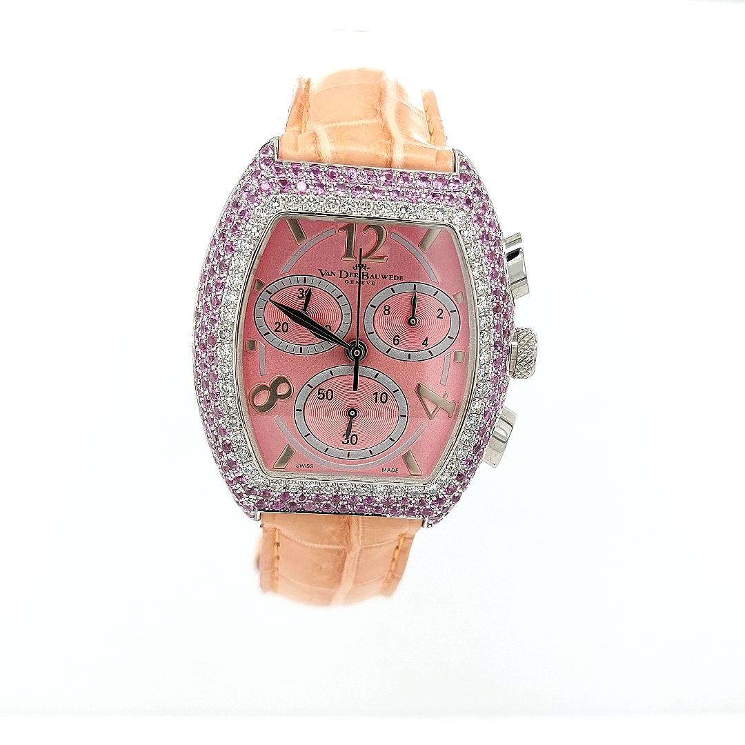 Van Der Bauwede Magnum XS Chronograph, Pink Dial with Diamonds & Pink Sapphires In New Condition For Sale In Antwerp, BE