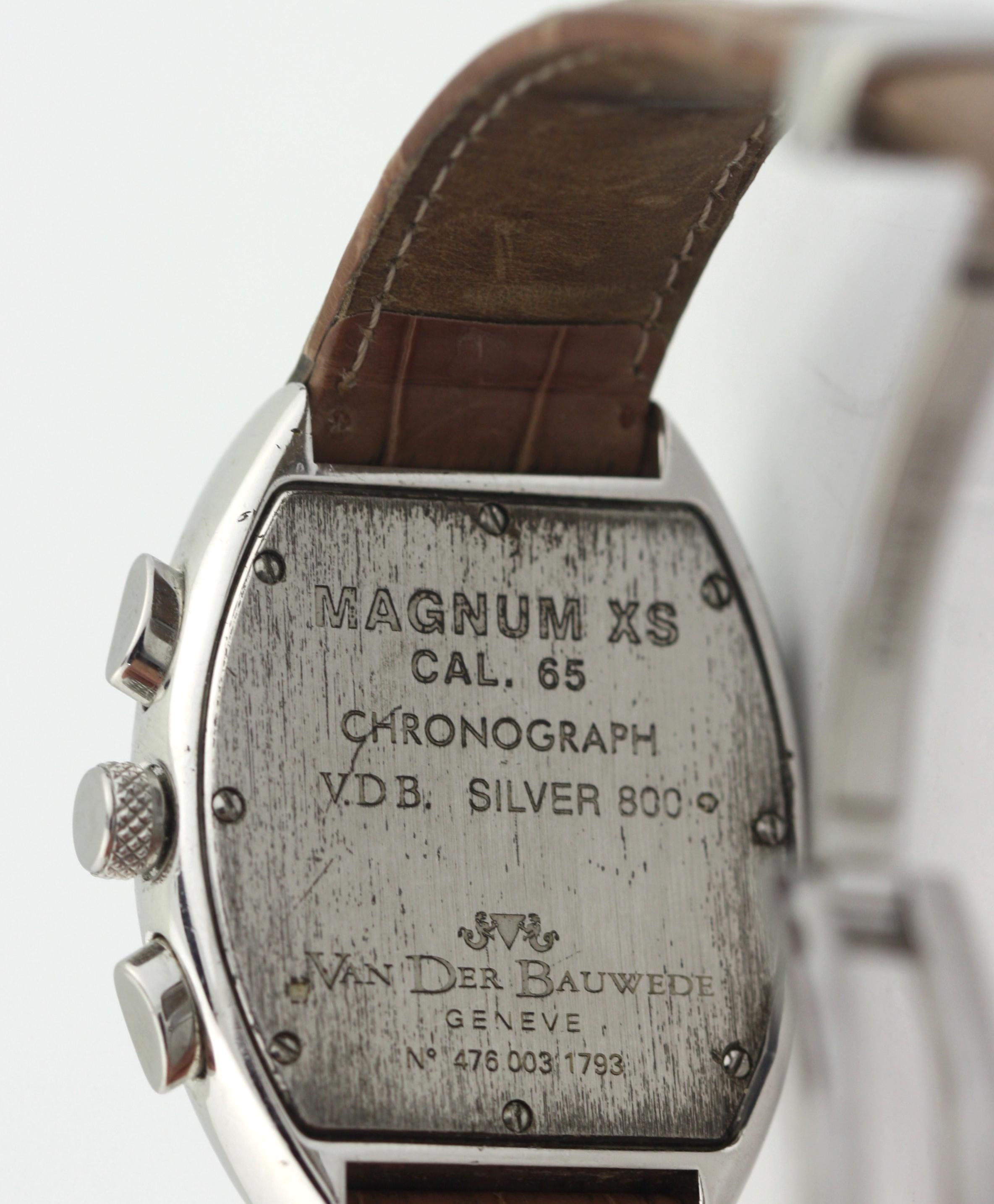 Van Der Bauwede, Silberne Armbanduhr signiert Magnum XS, Van Der Bauwede für Damen oder Herren im Angebot
