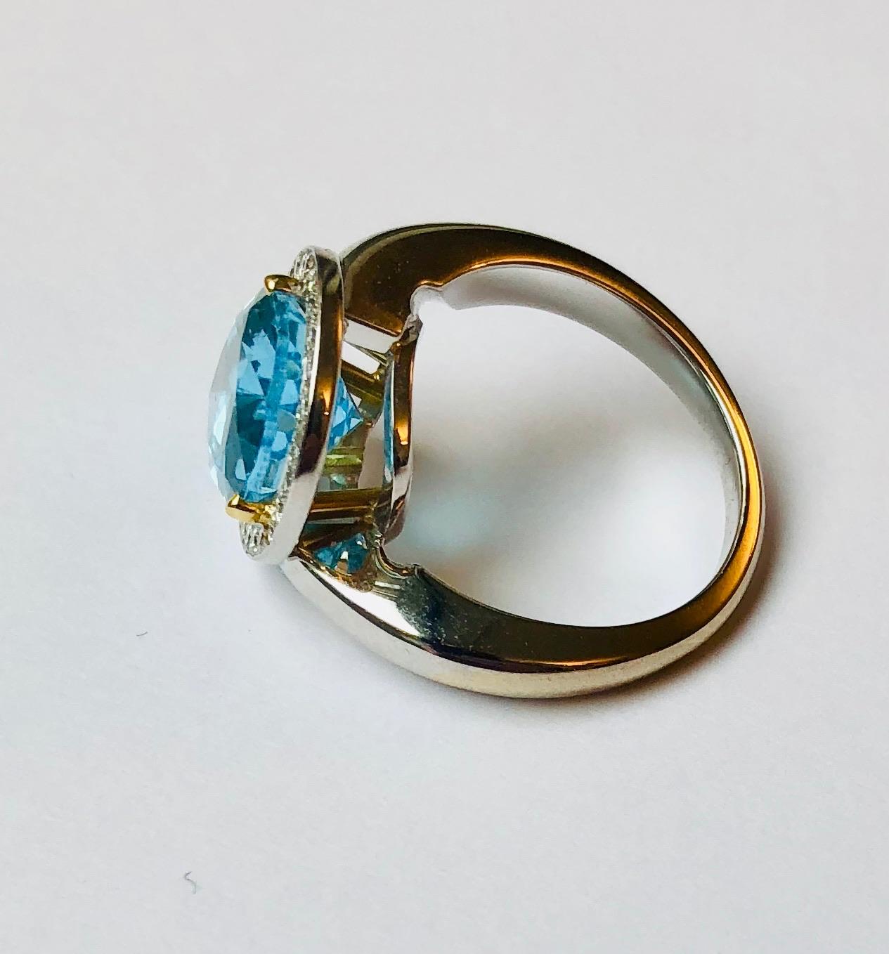Women's Van der Veken 18 Karat White Gold Blue Topaz and Diamond Statement Ring For Sale