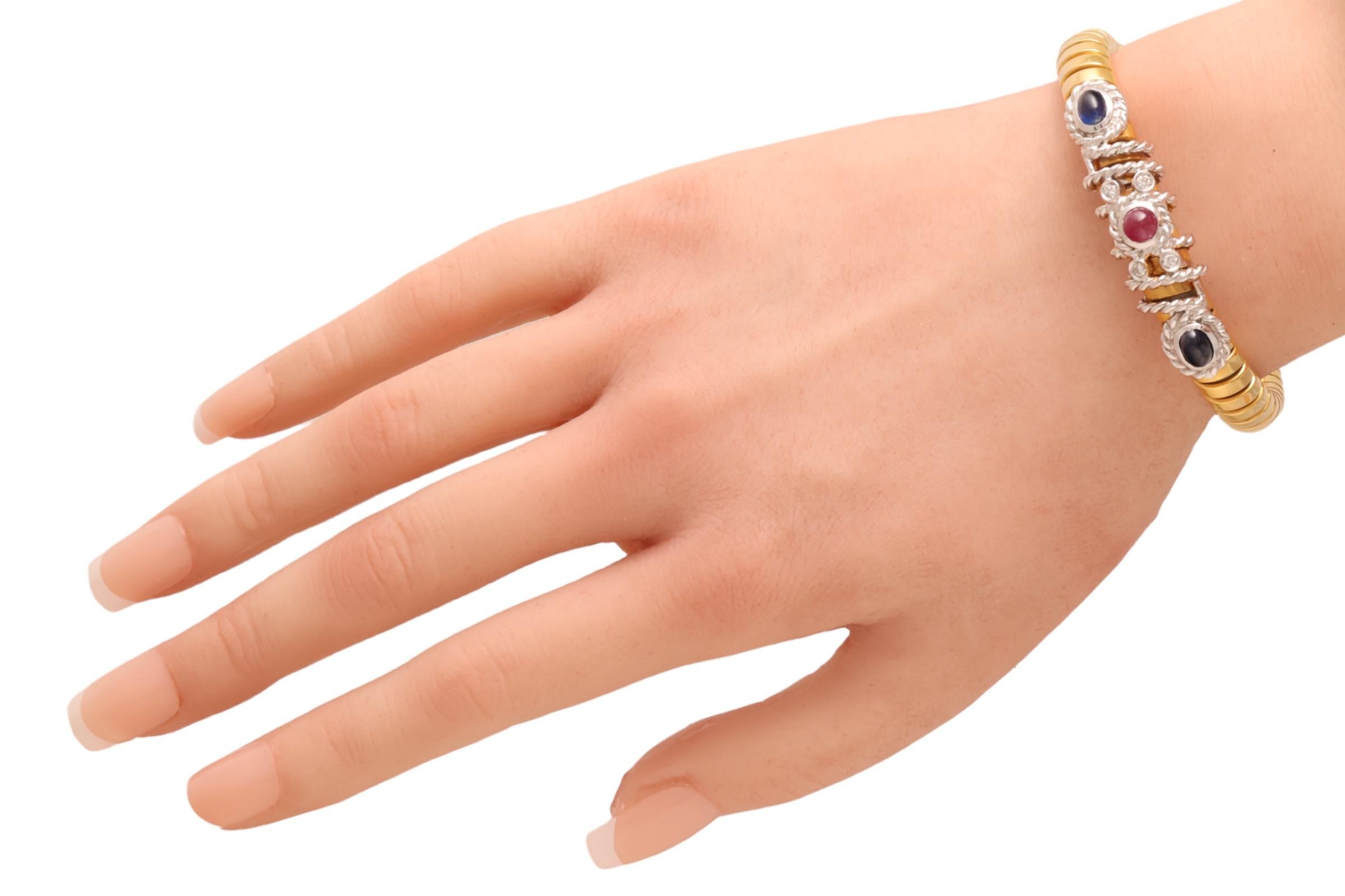 Van Esser Flexibles Armband aus 18 Karat Gold mit Diamanten, Cabochon, Saphiren und Rubinen im Angebot 4