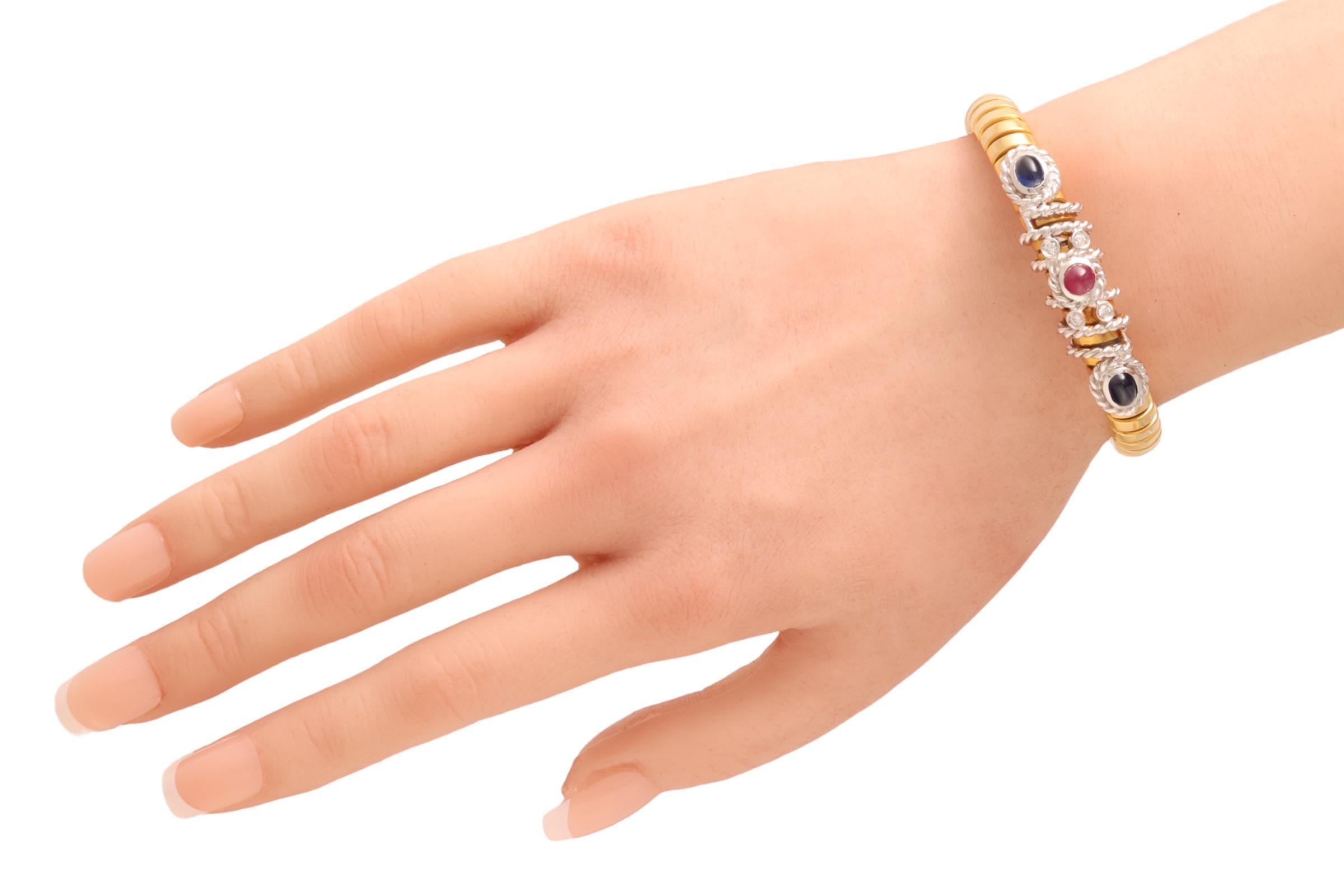 Van Esser Flexibles Armband aus 18 Karat Gold mit Diamanten, Cabochon, Saphiren und Rubinen im Angebot 5