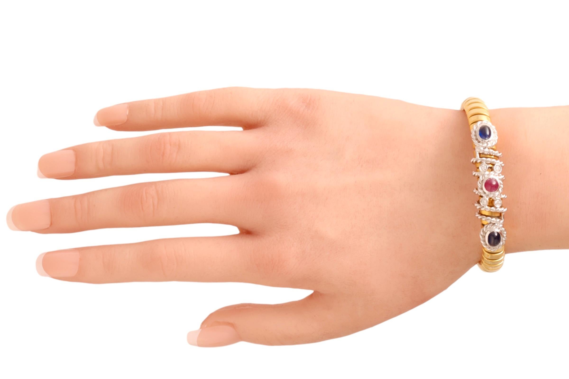 Van Esser Flexibles Armband aus 18 Karat Gold mit Diamanten, Cabochon, Saphiren und Rubinen im Angebot 10