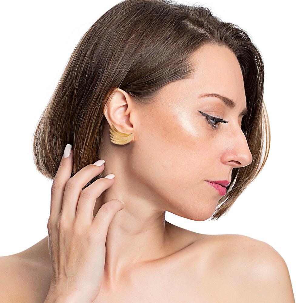 Einzigartiges Design auf Anfrage
Ohrringe
Gold 18K 
Handgefertigt, matte Oberfläche