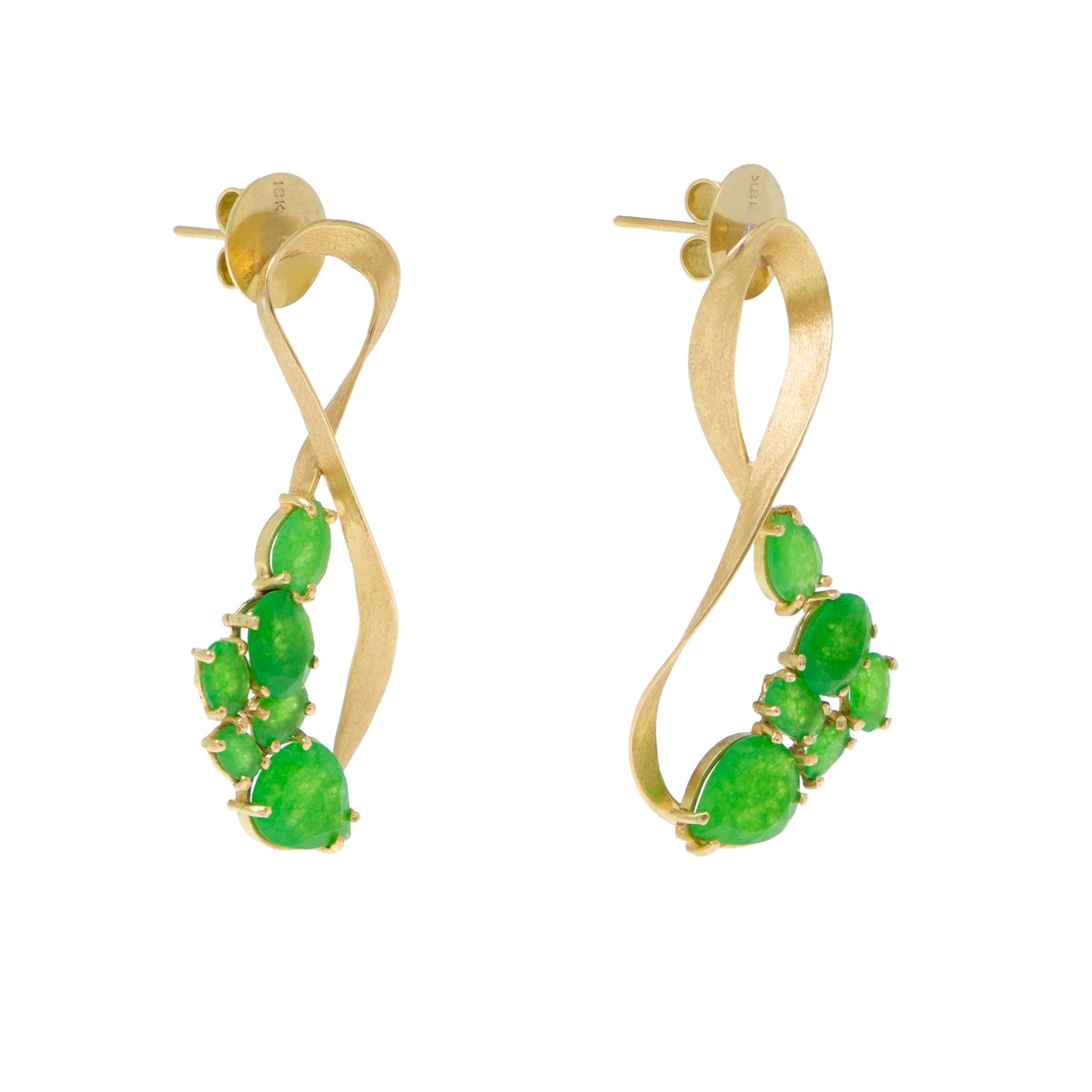 Earrings
Gold 18K 
Malaysia Jade
Handmade, polished and matte finish and bezel setting

Van Gogh’s “Still Life Glass with Wild Flowers” is a mystery.  Even after rummaging through his brother Theo’s letters we weren’t able to discover what kind of