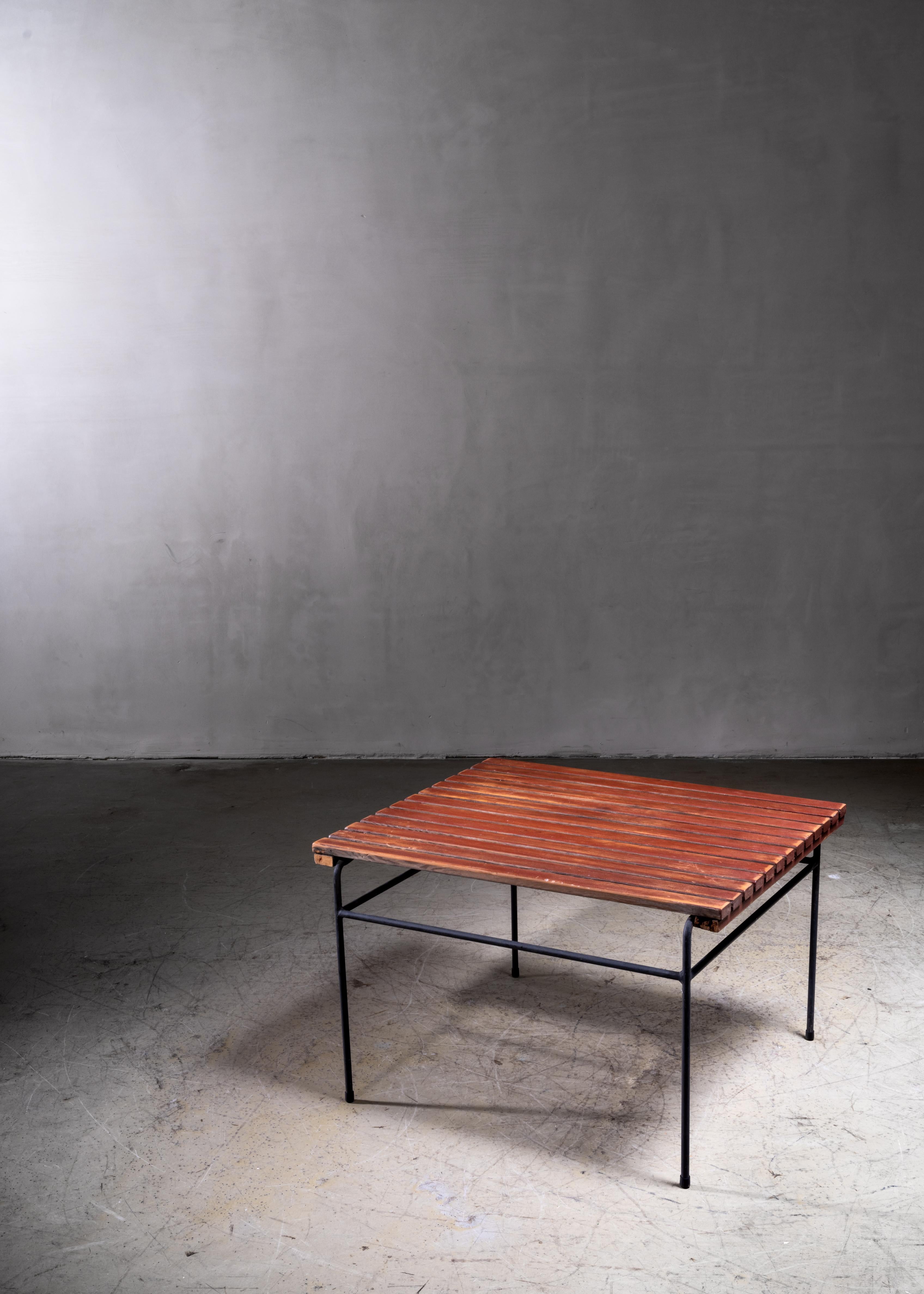 Mid-Century Modern Van Keppel and Green Coffee Table, USA, 1950s For Sale