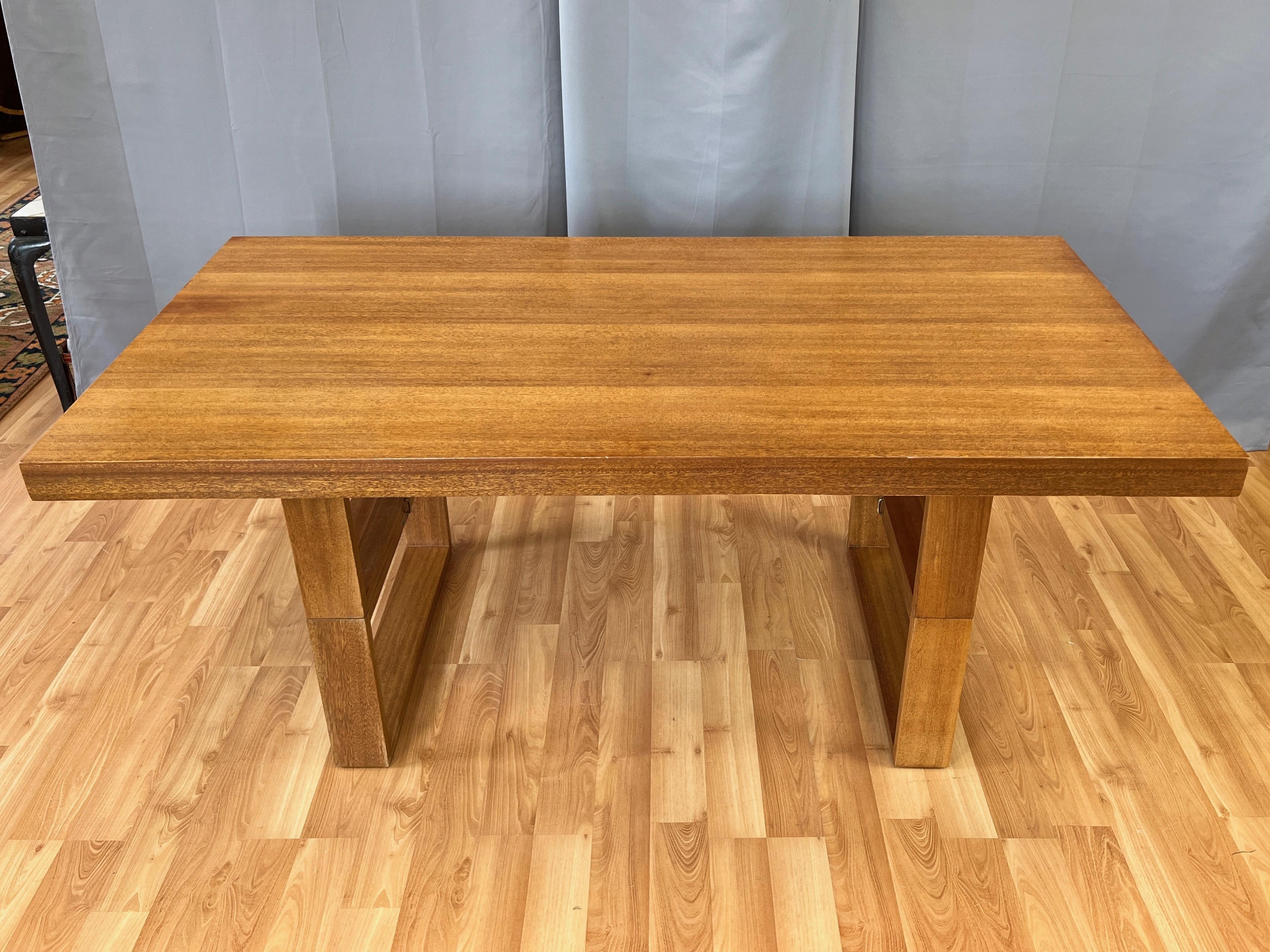 Veneer Van Keppel and Green for Brown-Saltman Convertible Dining/Coffee Table, 1953 For Sale