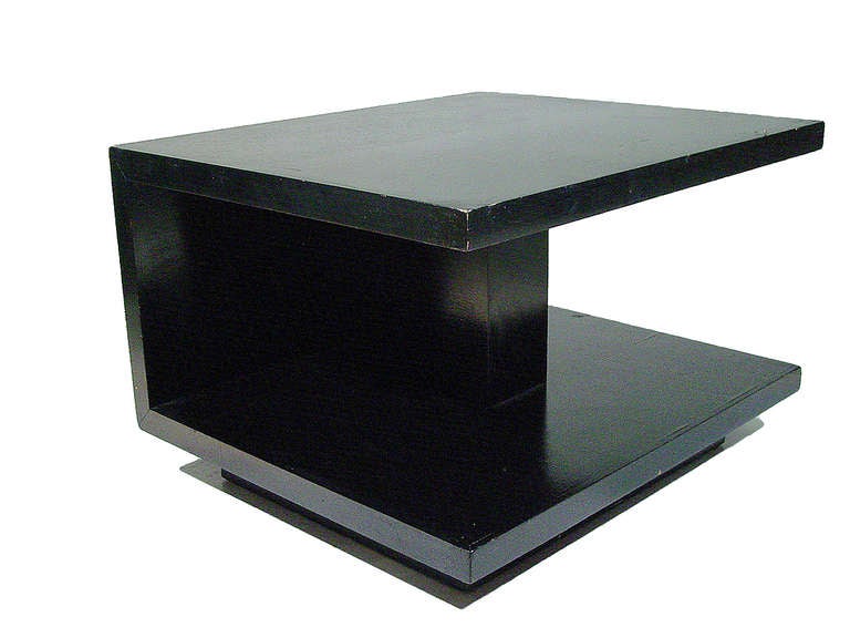 Tier black lacquer geometric side table pair by Van Keppel and Green. This design was introduced in Southern California in the mid-1940s. 

The table is in good condition. It has been professionally restored.