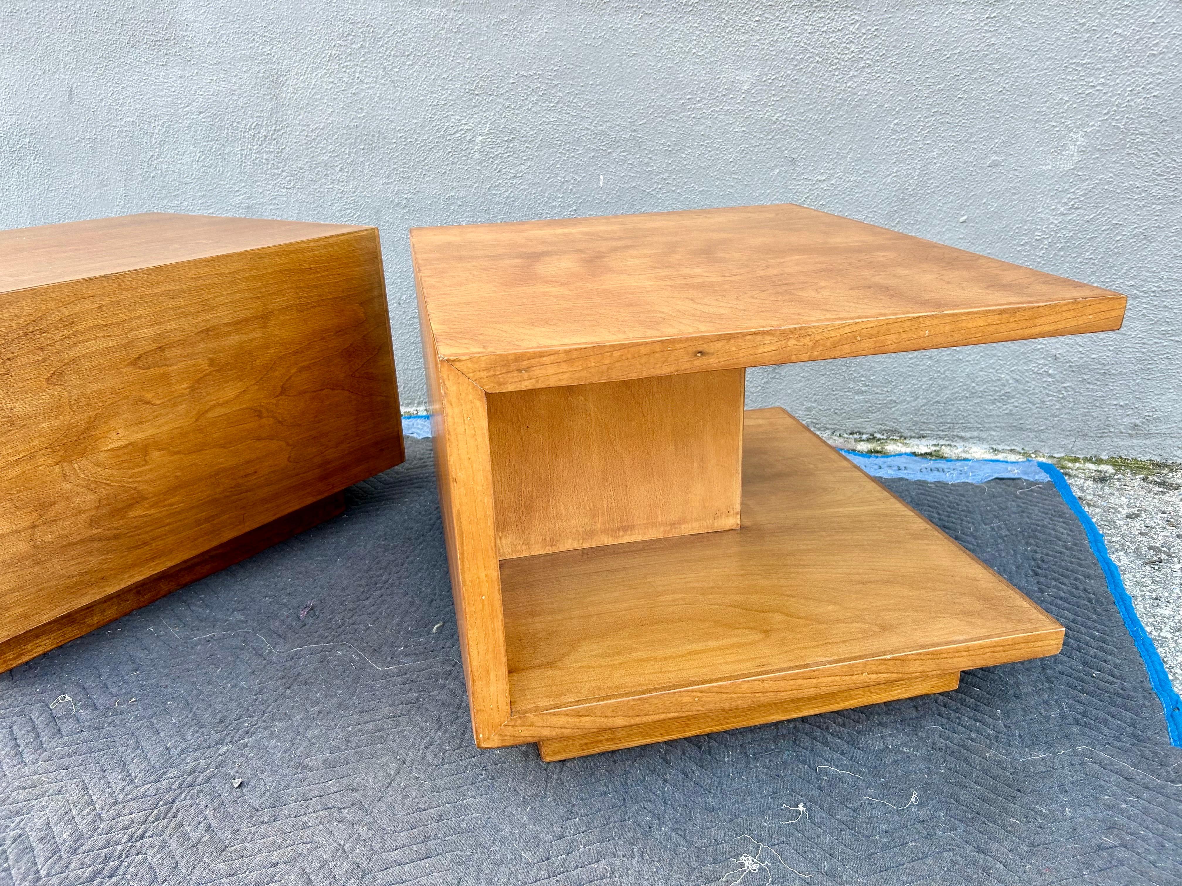 Mid Century Modern End Tables Van Keppel Green  For Sale 8
