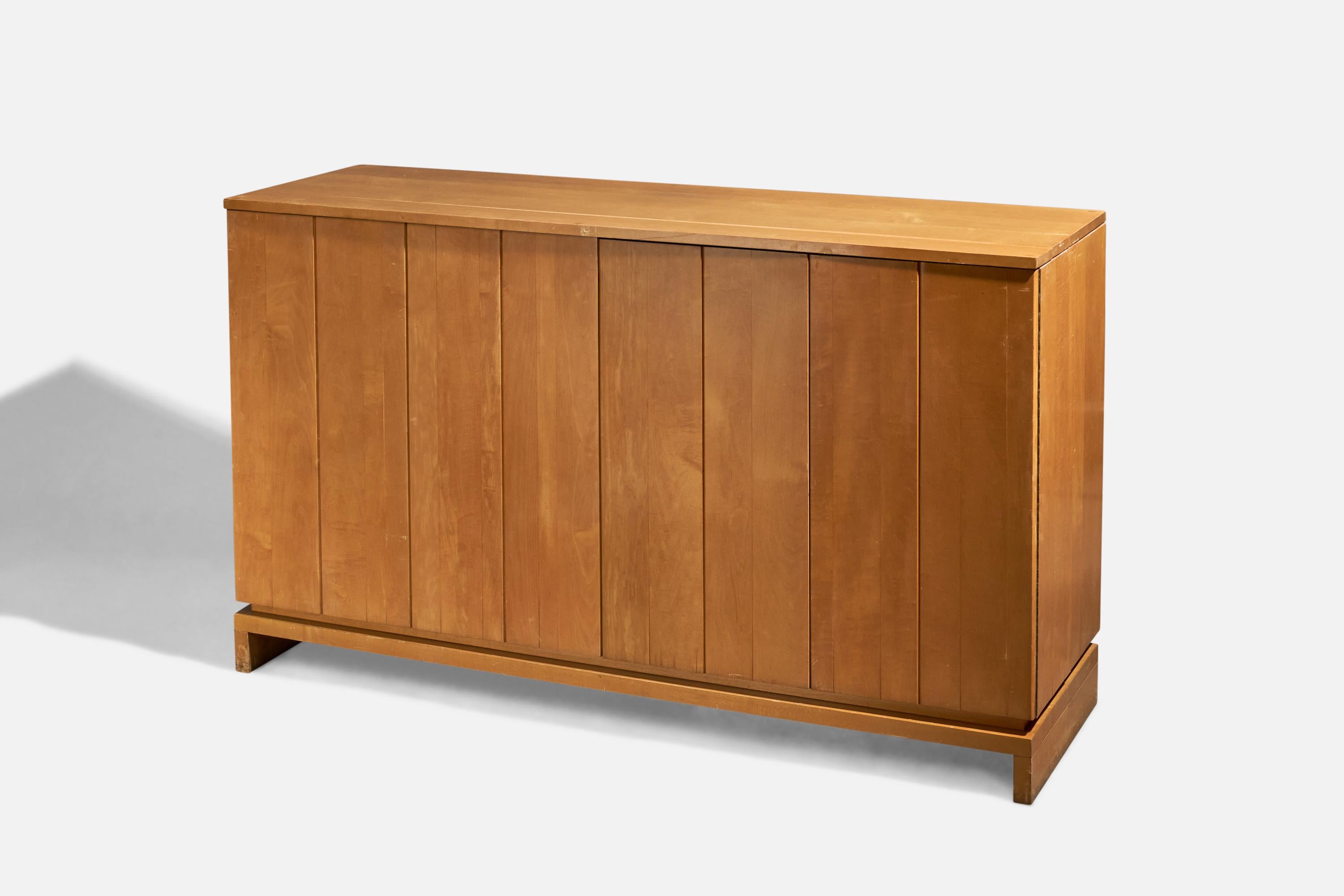 American Van Keppel Green, Cabinet, Solid Maple, Brown Saltman, USA, 1950s For Sale