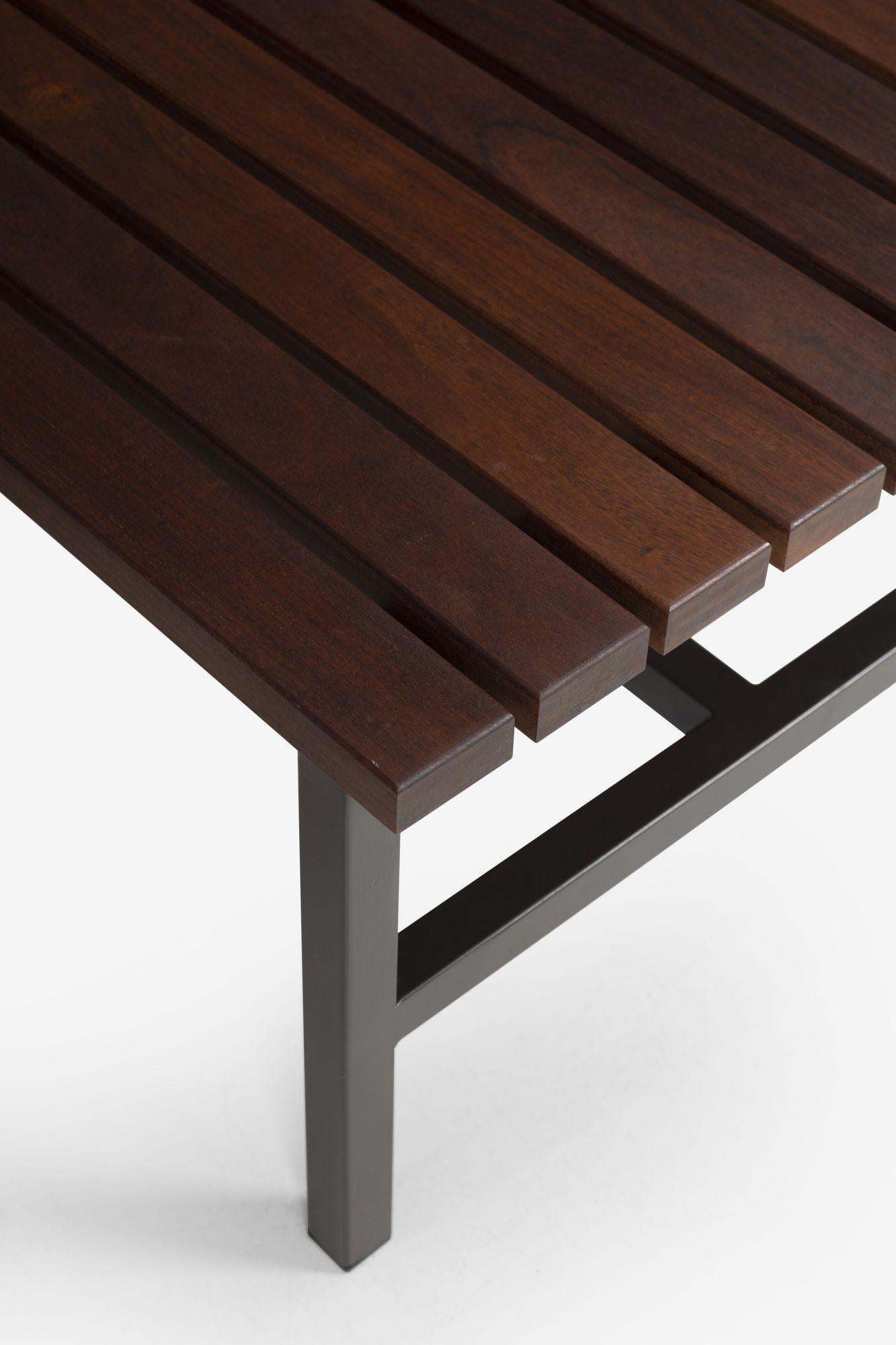 Mesa baja Van Keppel Green 