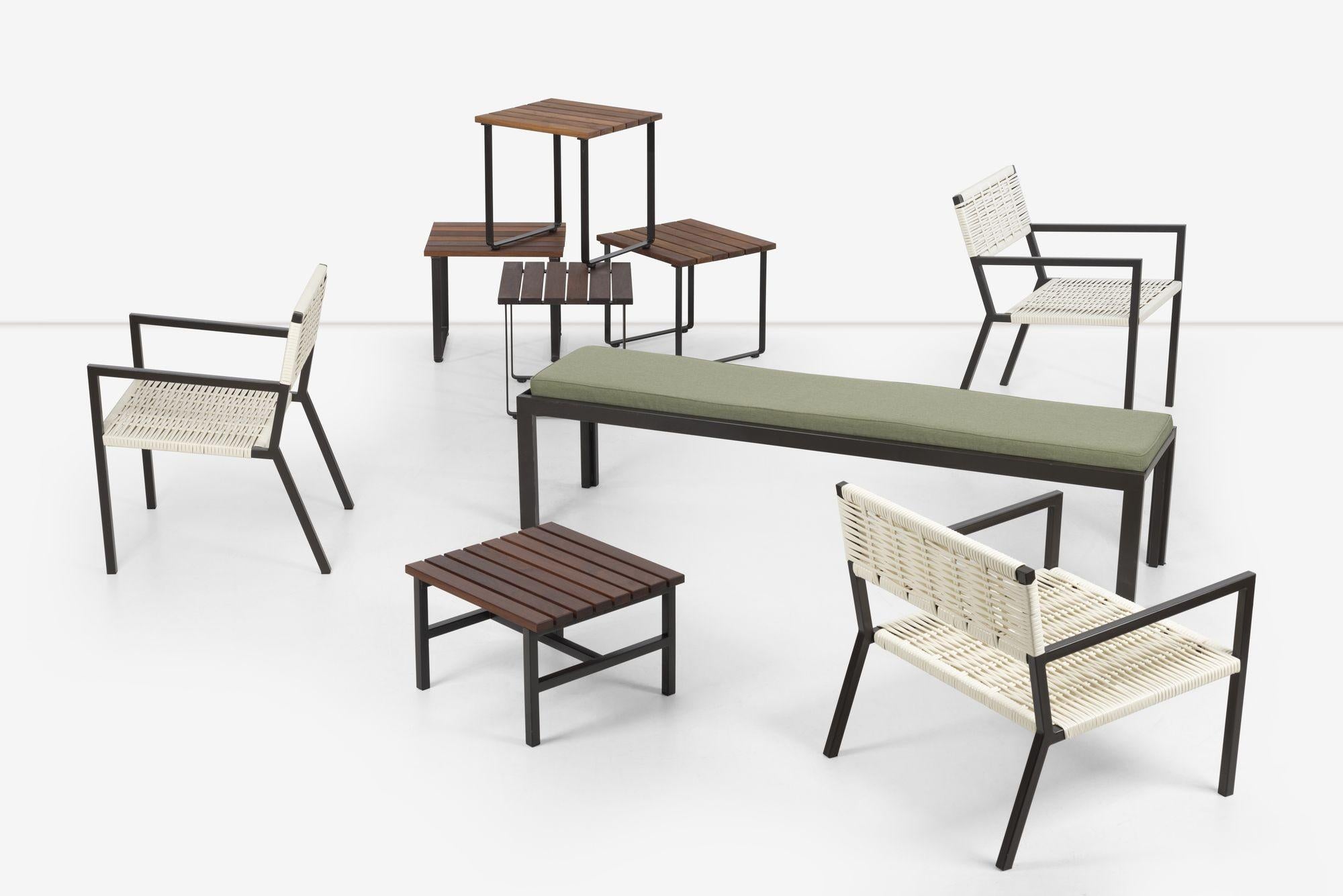 Mesa baja Van Keppel Green 