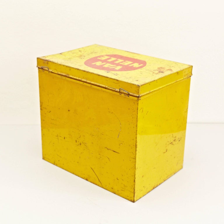 Van Nelle Yellow Metal Tea Box by Jacques Jongert, circa 1930 For Sale