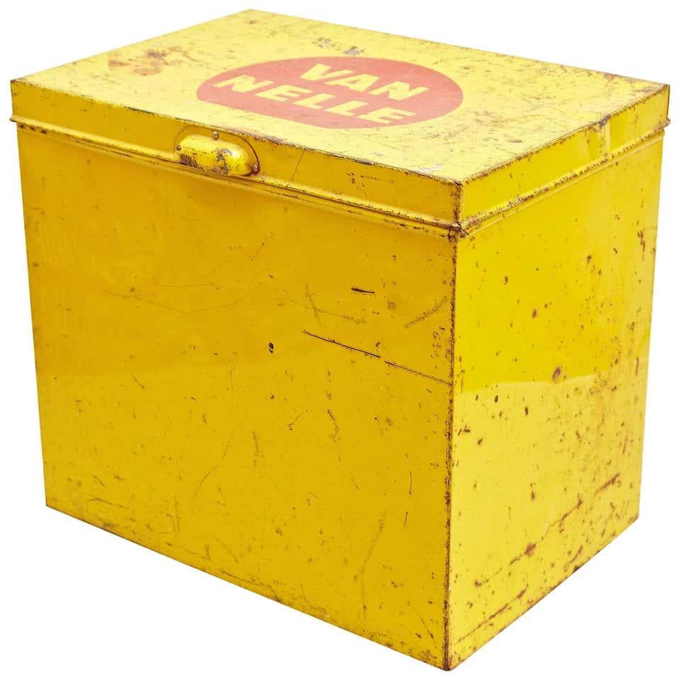 Van Nelle Yellow Metal Tea Box by Jacques Jongert, circa 1930 For Sale 3