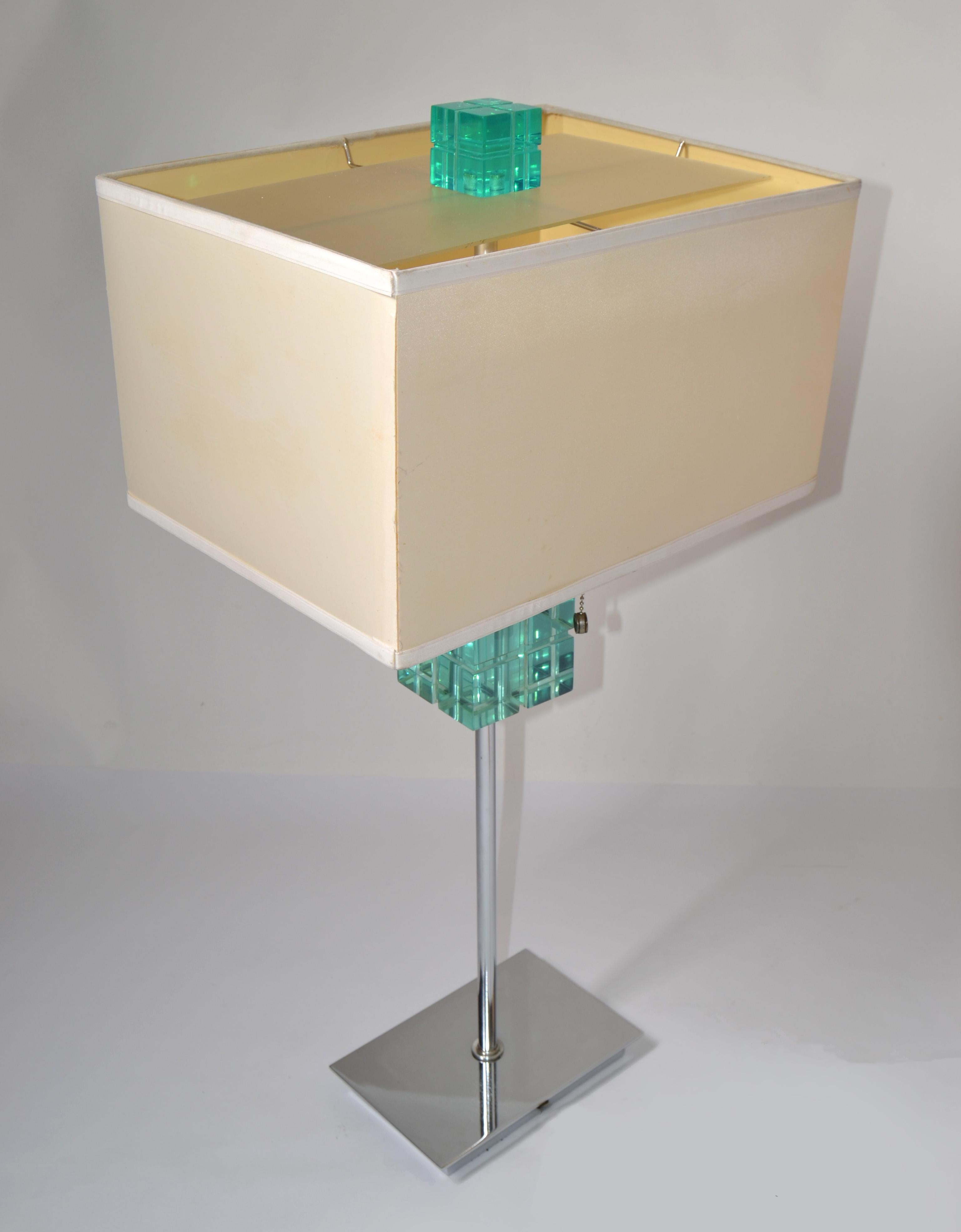 Van Teal Mid-Century Modern Emerald Green Lucite Chrome Table Lamp Beige Shade For Sale 4