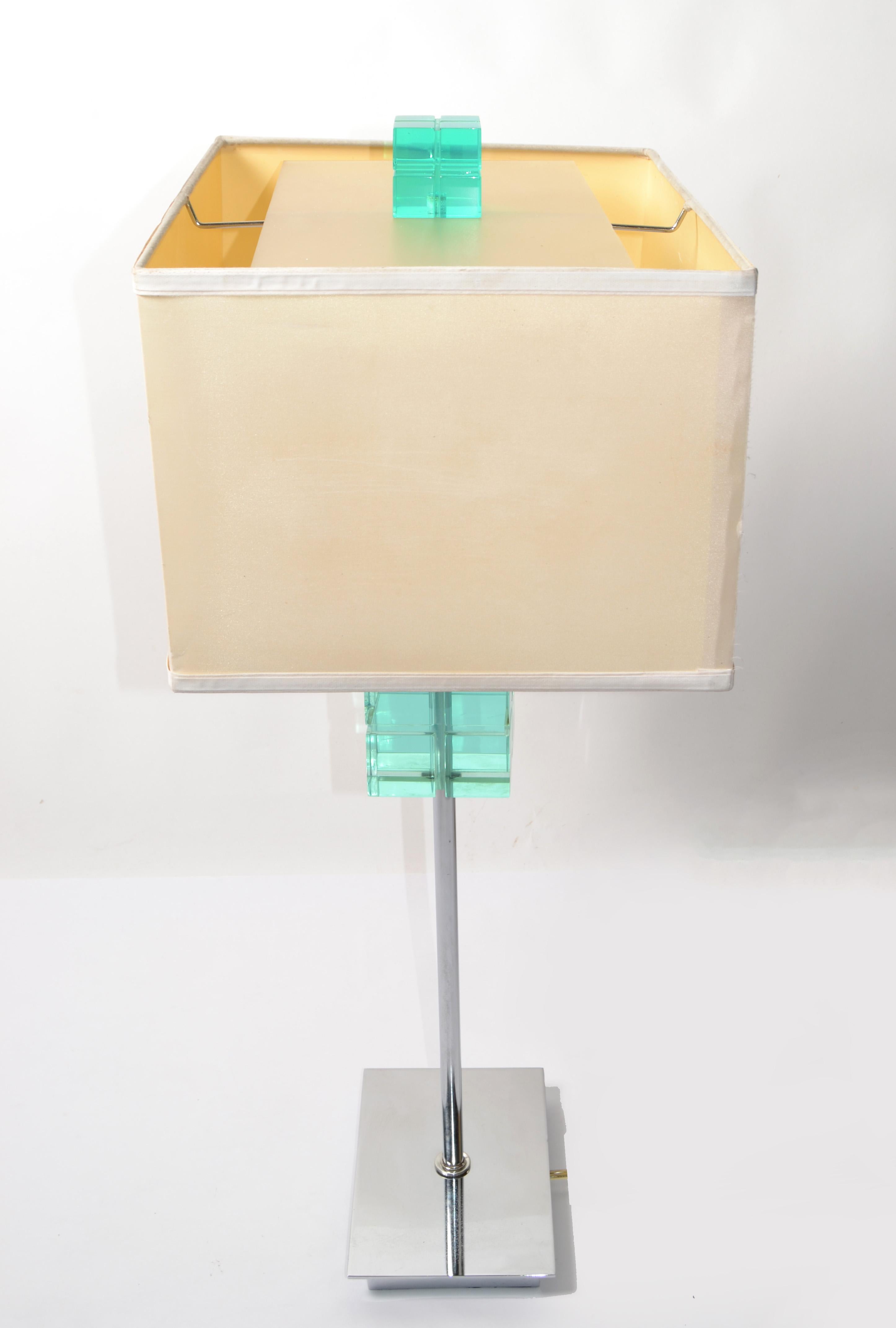Américain Van Teal, lampe de bureau moderne du milieu du siècle dernier, chromée vert émeraude avec abat-jour beige en vente