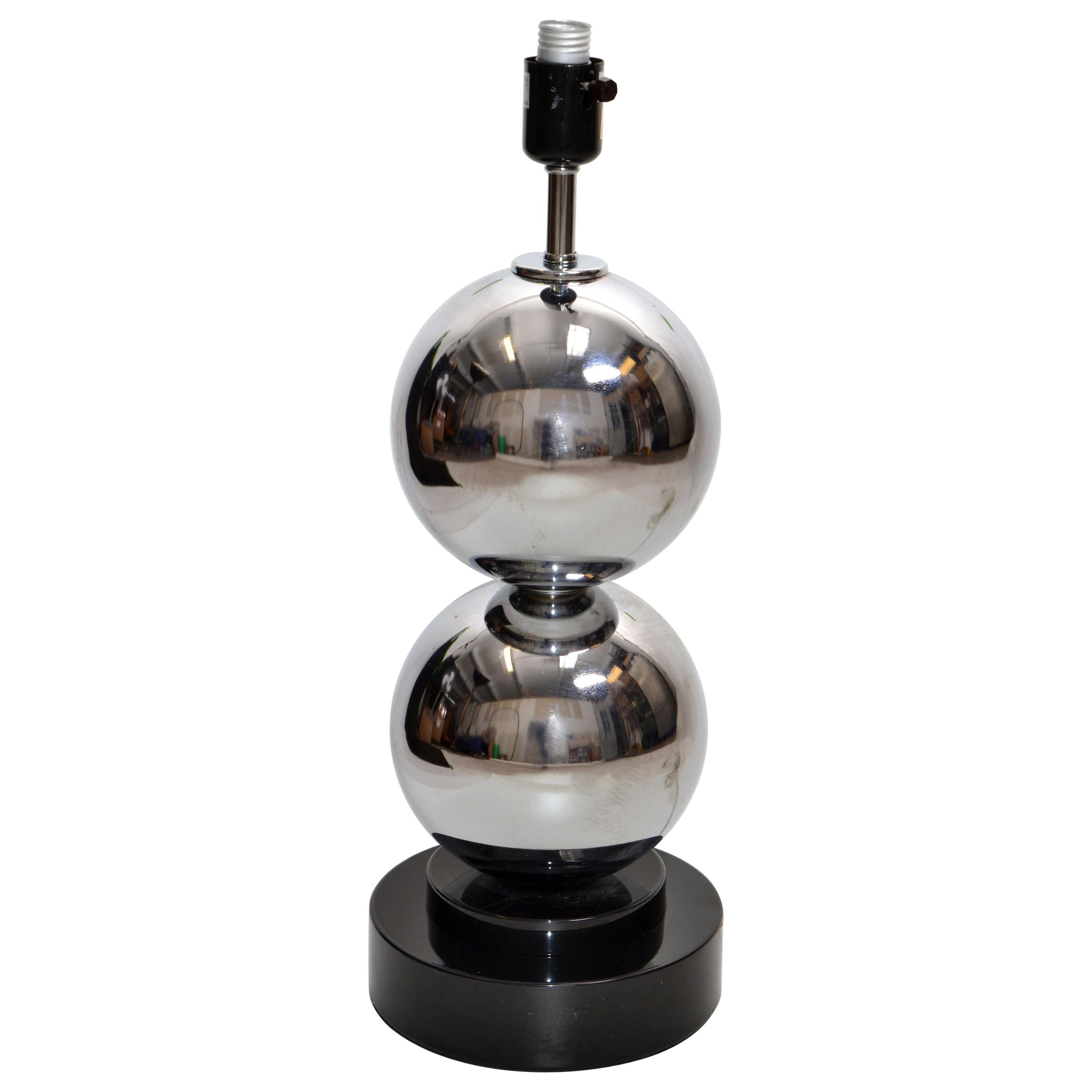 Van Teal Modern Chrome Ball Silver Finish Table Lamp 3-Way Switch Contemporary