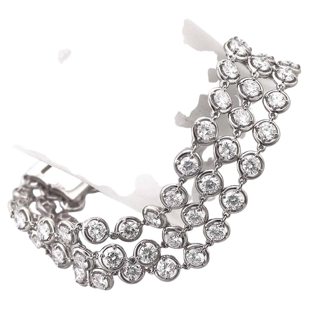 Van Cleef & Arpels Diamonds 18 Karat White Gold Palmyre Bracelet For Sale