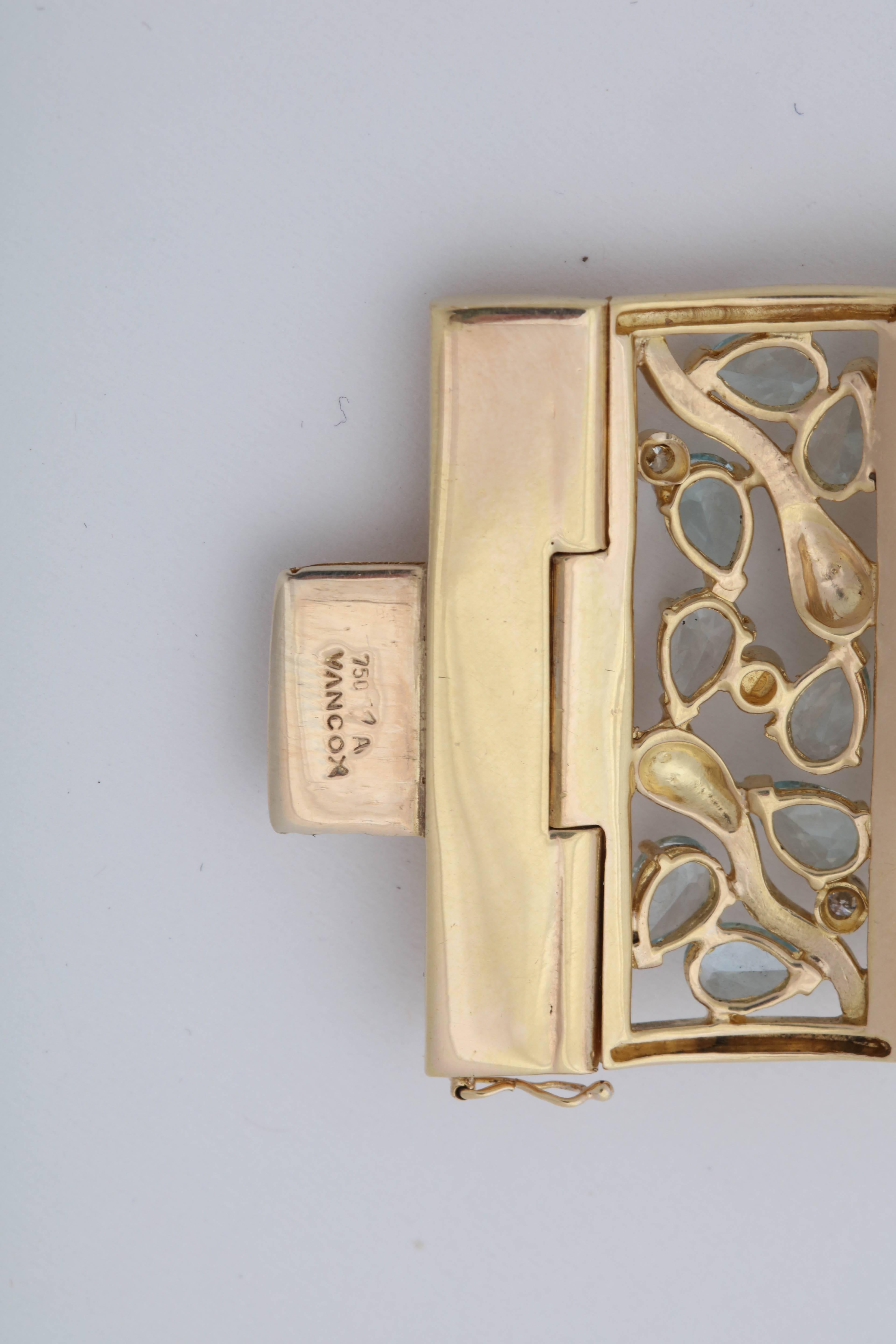 Vancox 1990s Impressive Aquamarine and Diamonds Floral Motif Gold Link Bracelet 1