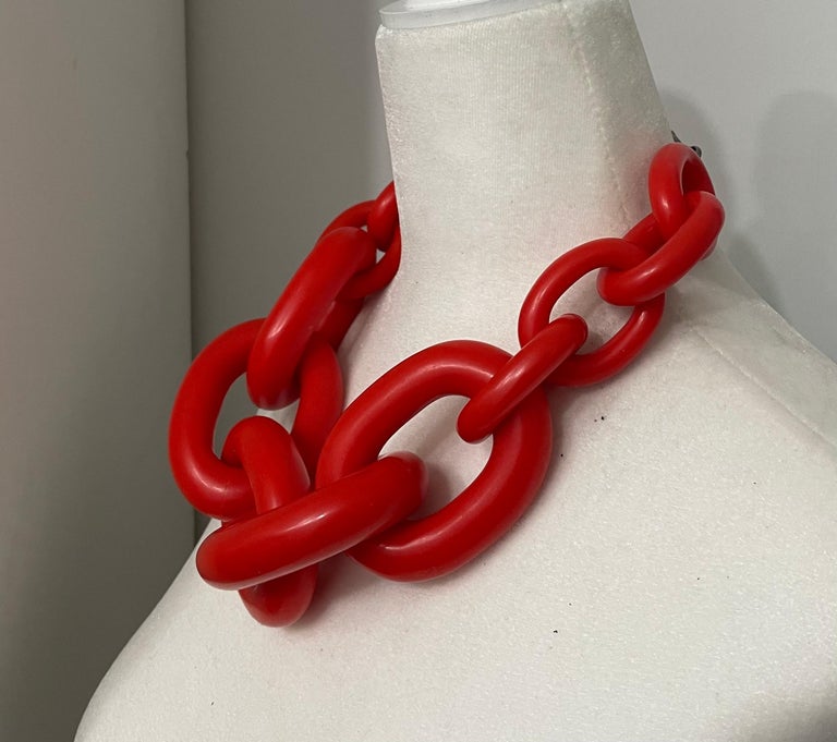Women's Vanda Jacintho Oversized Red Resin Link Necklace