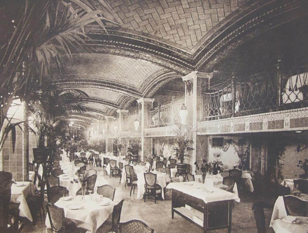 Vanderbilt Hotel Bacchus Architektonisches Überbleibsel, 1912 im Angebot 6