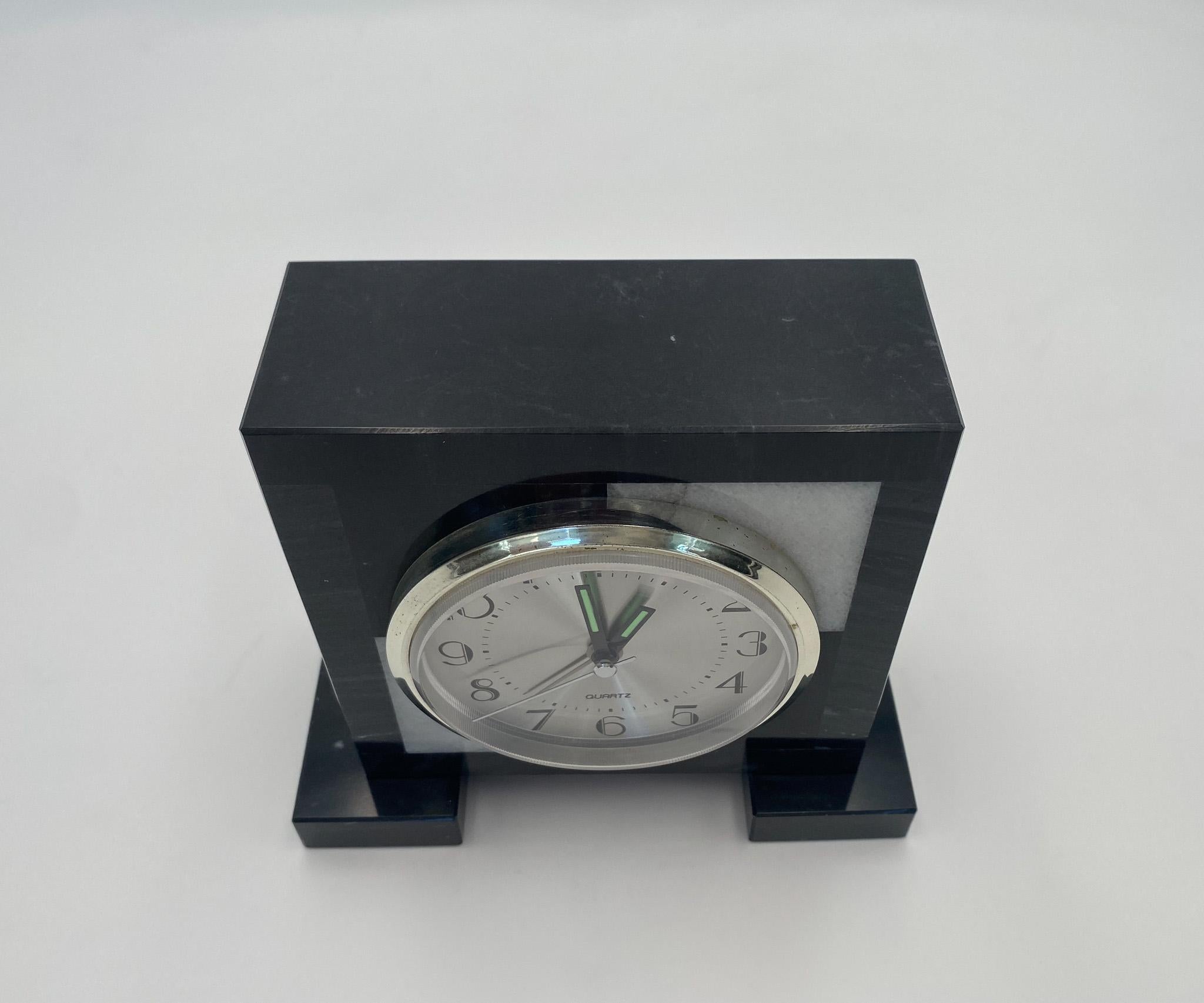 20th Century Vandor Post-Modern Marble Table Clock, 1985