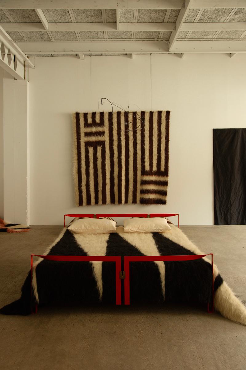 Vanessa Bed 10