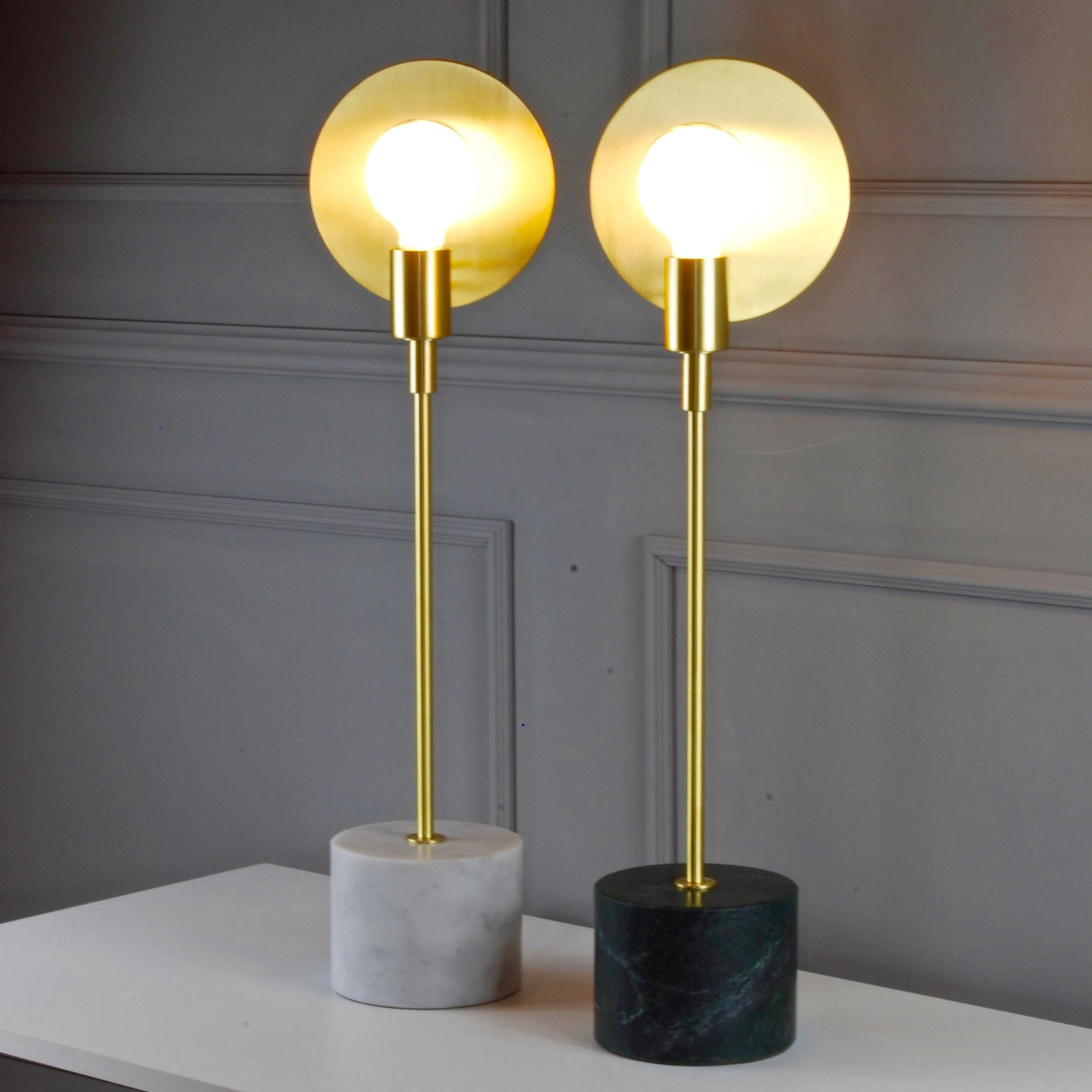 Vanessa Bespoke Minimalist Italian White Marble & Satin Brass Modern Table Lamp In New Condition In New York, NY
