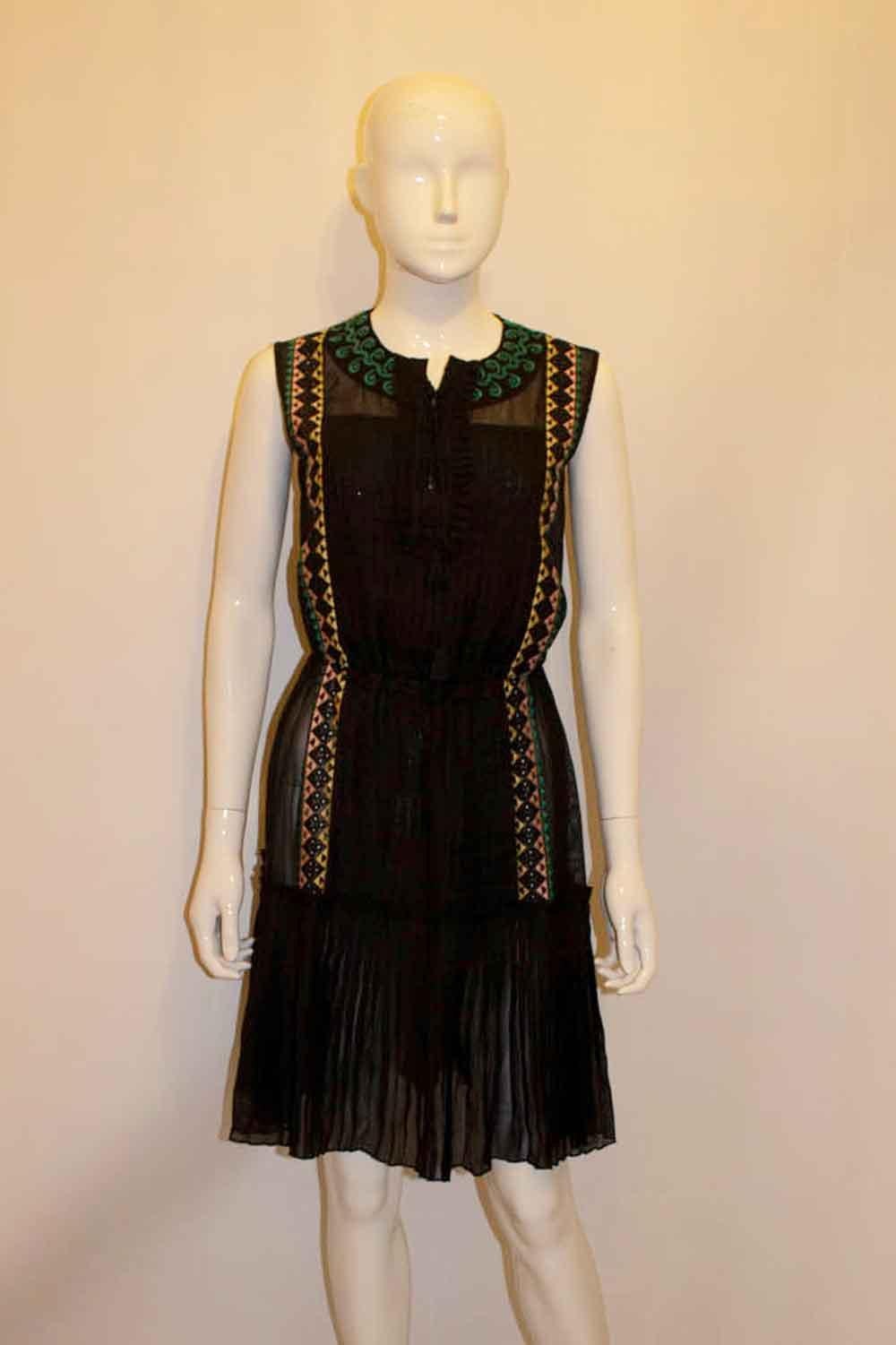 Women's or Men's Vanessa Bruno Black Silk Dress For Sale