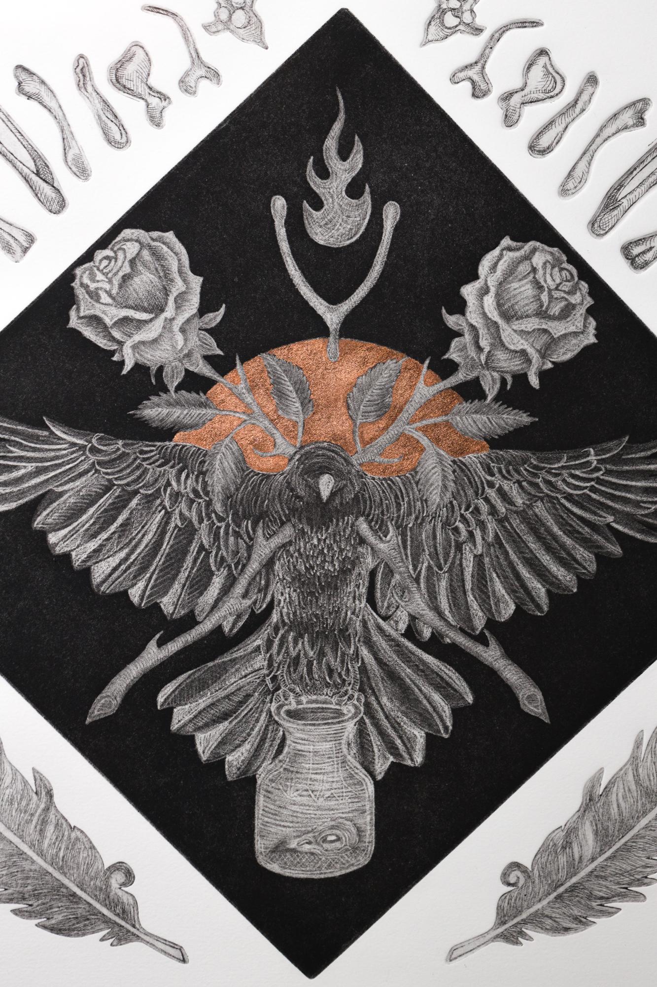« Nevermore », iconographie d'oiseaux, motif floral, représentations esthétiques, gravure - Print de Vanessa Jo Bahr