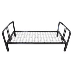 Vintage Vanessa metal bed by Tobia Scarpa for Gavina 70s 