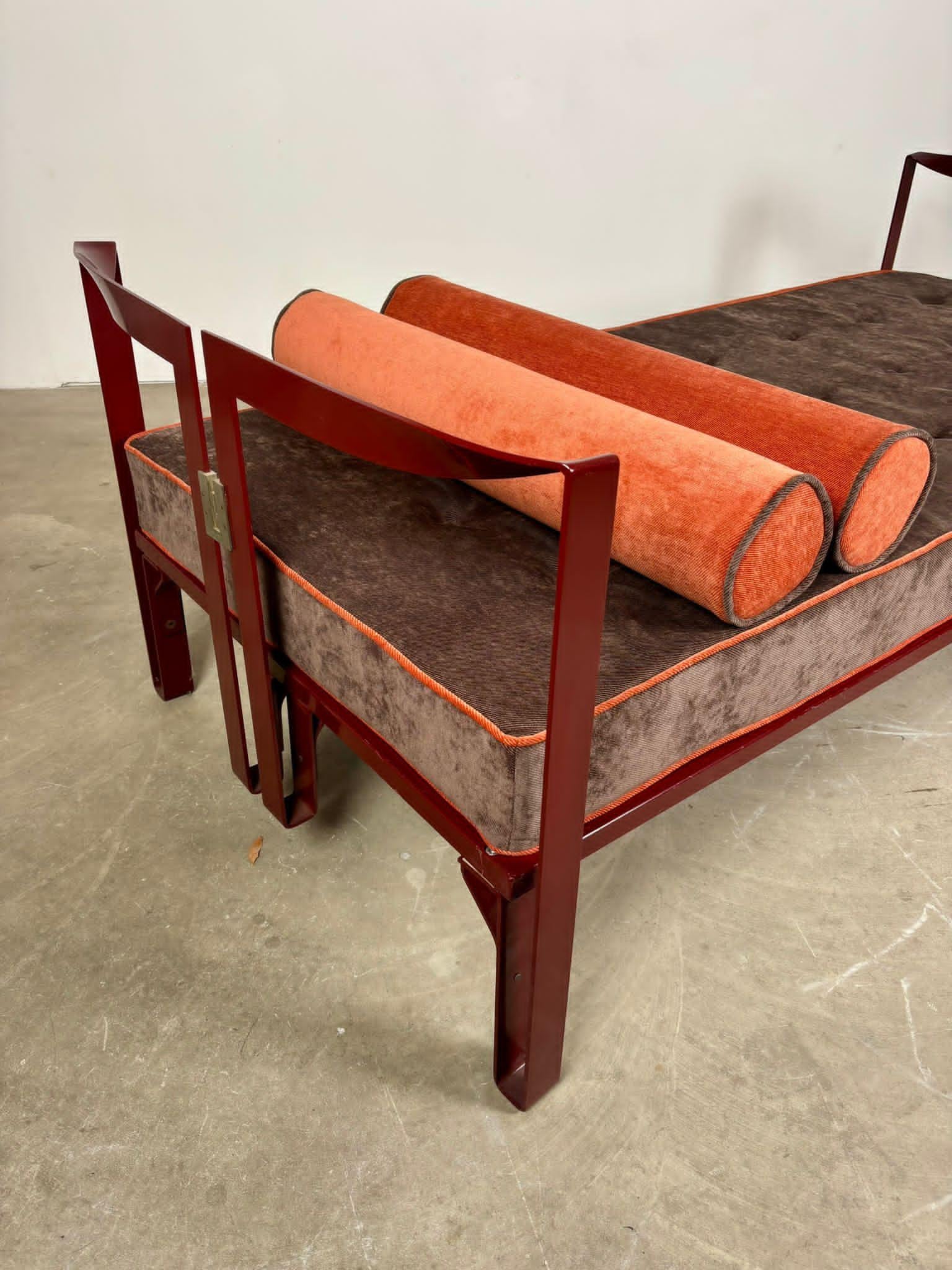 Lit simple Vanessa par Tobia Scarpa pour Simon, Italie, années 1960 Bon état - En vente à Milano, IT