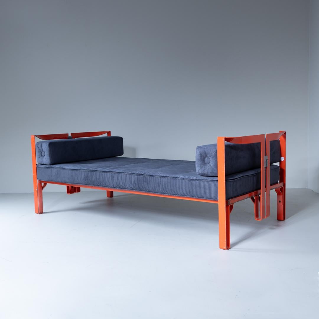 Vanessa Einzelbett von Tobia Scarpa, Simon von Cassina, 1970er Jahre im Angebot 9