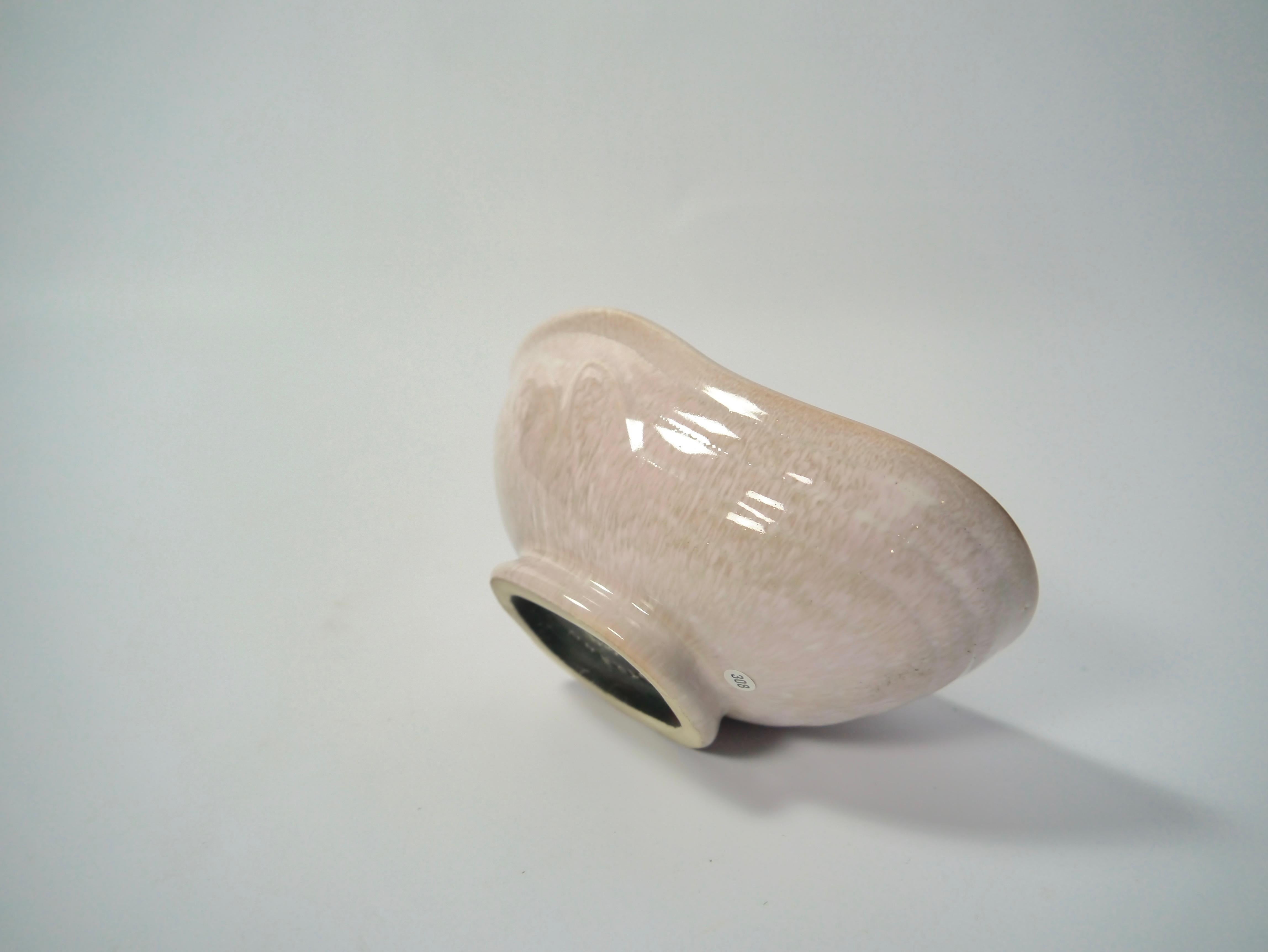 Glazed Vanilla Colored Ceramic Bowl by Gunnar Nylund for Rörstrand, Sweden, 1930s For Sale