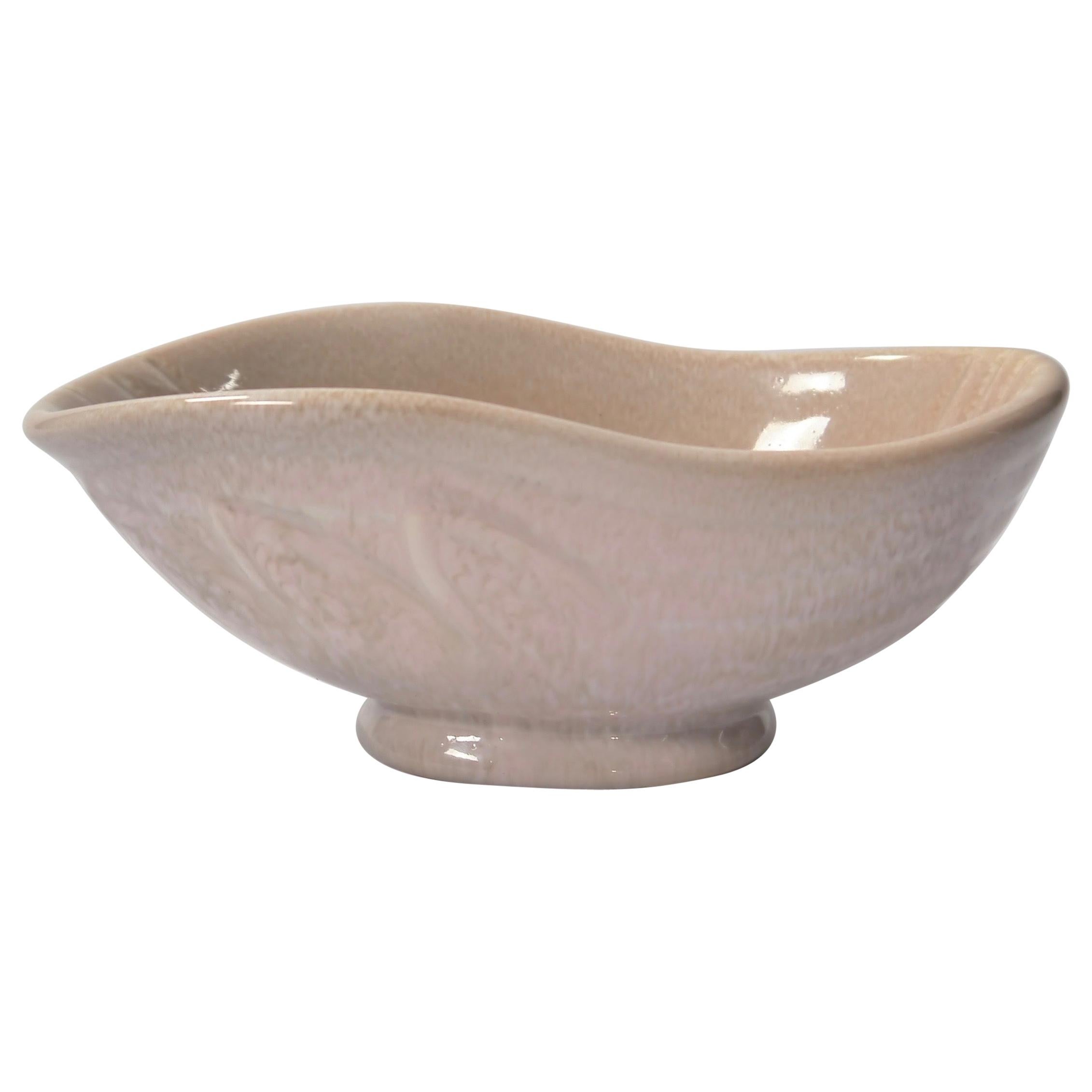 Vanilla Colored Ceramic Bowl by Gunnar Nylund for Rörstrand, Sweden, 1930s For Sale