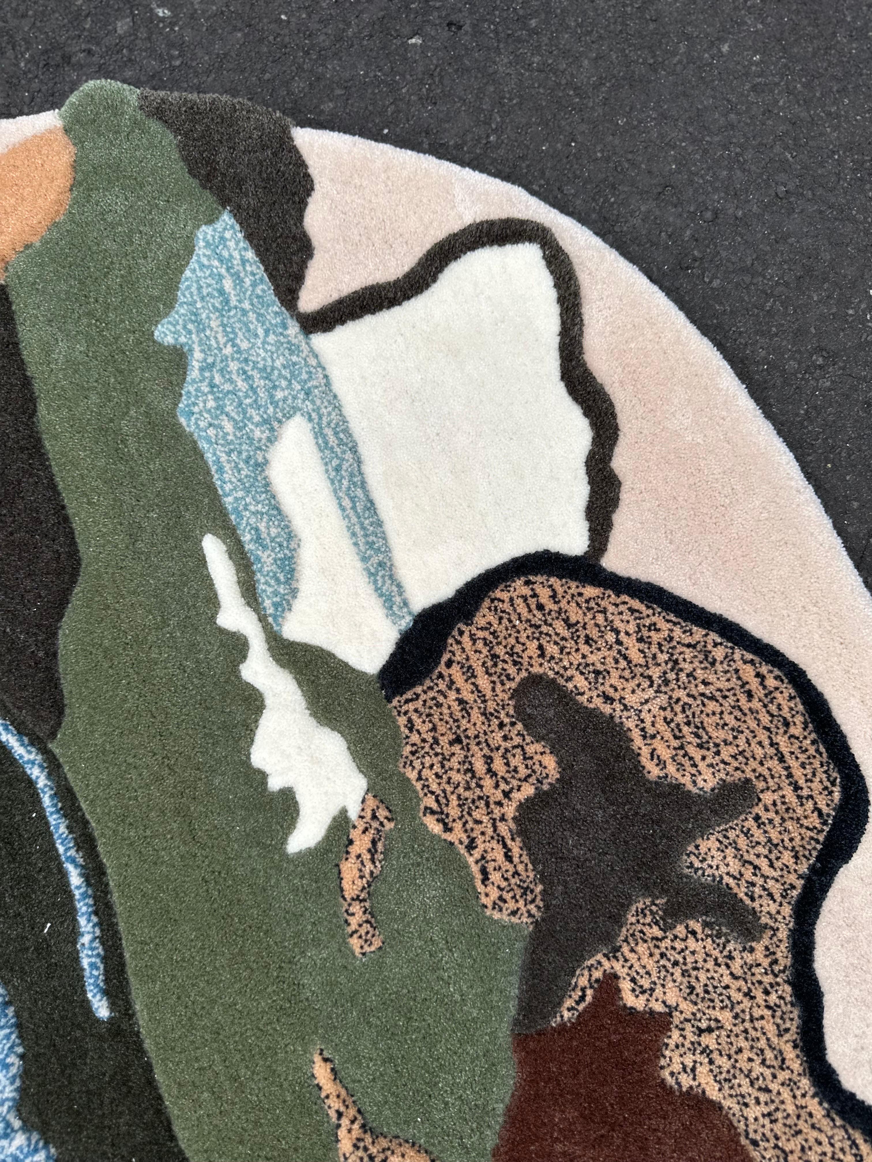 Vanille Fraise Runder Teppich mit erdfarbenen Farben von Rag Home (21. Jahrhundert und zeitgenössisch) im Angebot