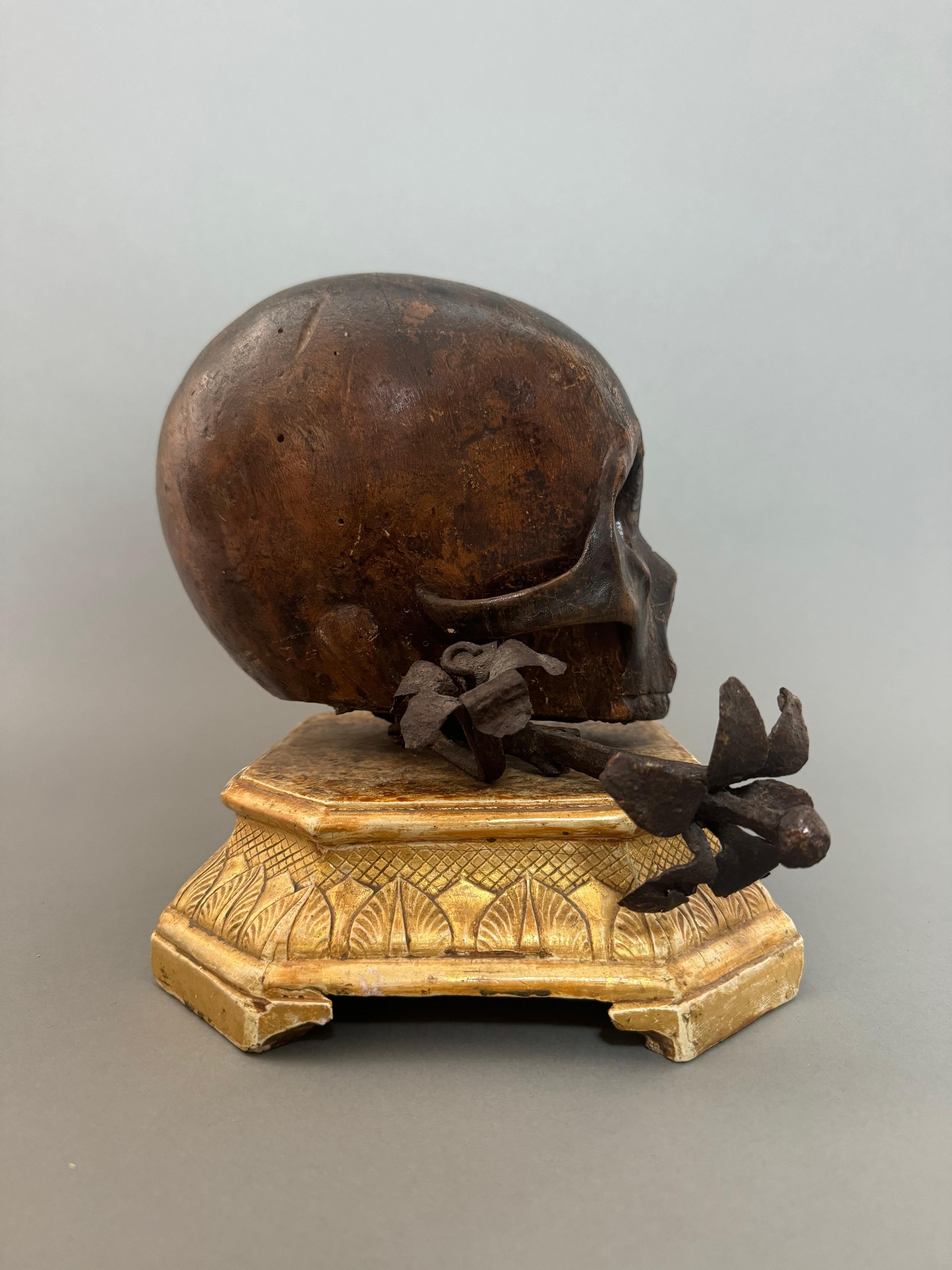 Vanitas su base in legno dorato del XVII secolo - Italia in vendita 6