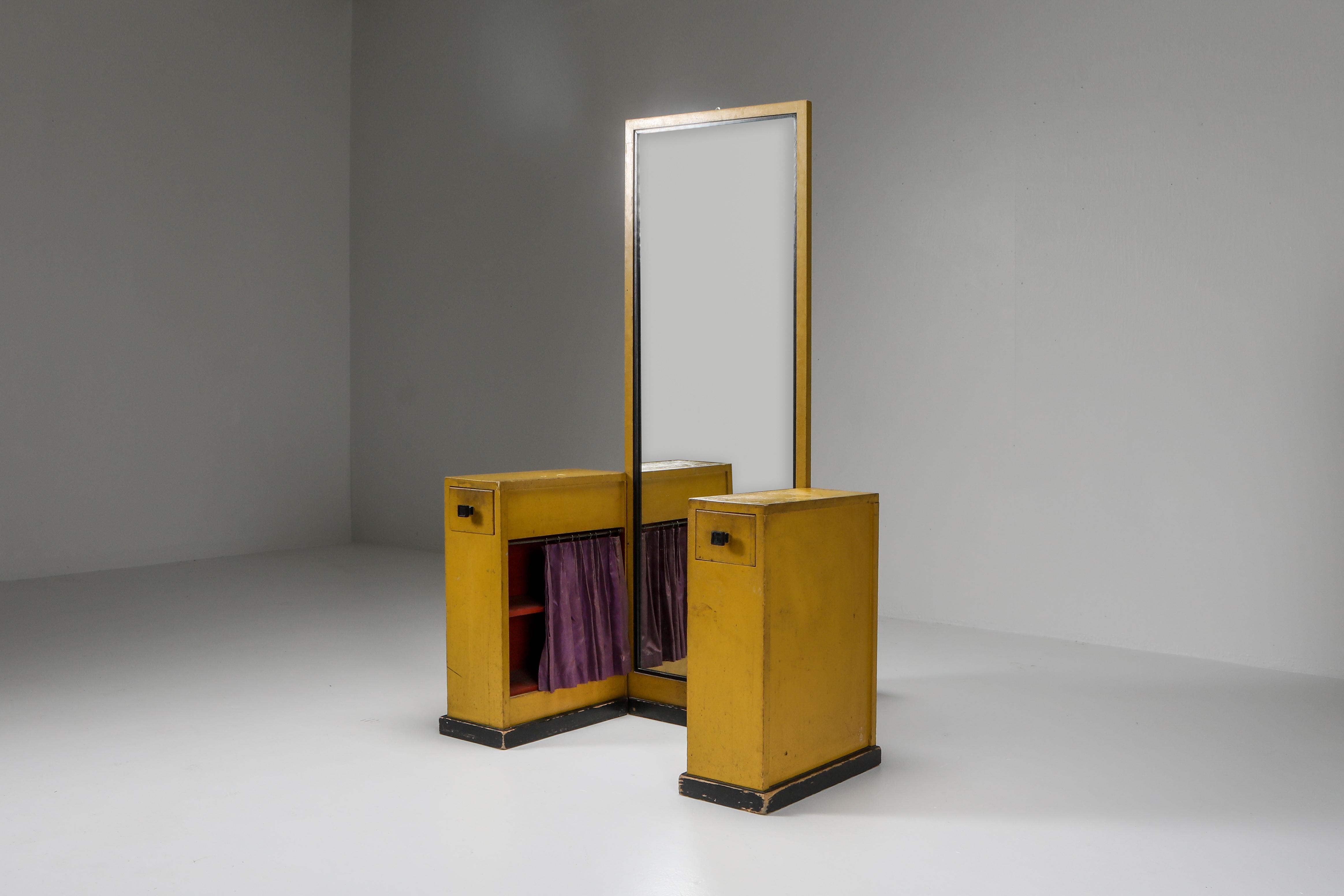 Vanity by Dutch Modernist H. Wouda, 1924 In Good Condition For Sale In Antwerp, BE
