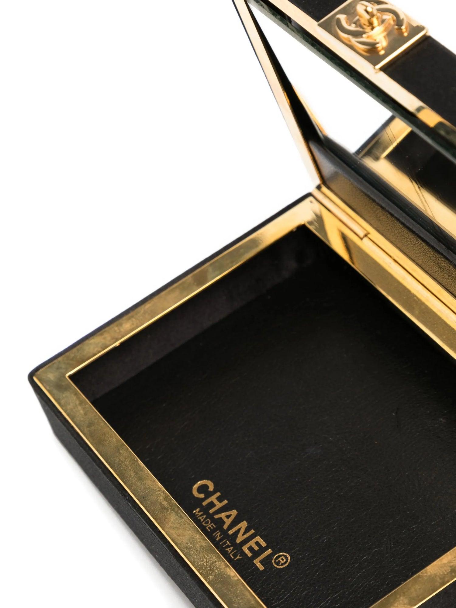 Chanel Vanity Case Nero In condizioni discrete in vendita a London, GB