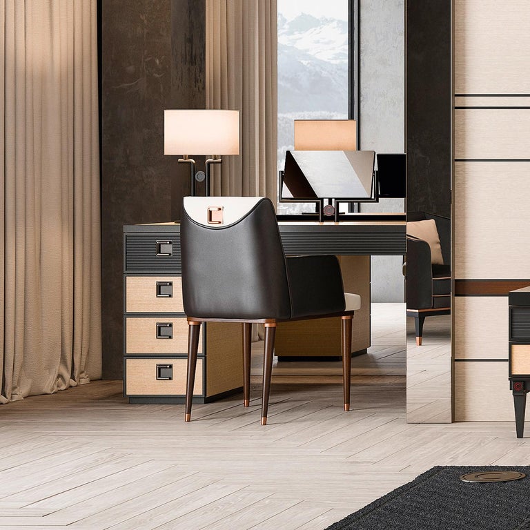 Vanity Desk For Sale at 1stdibs