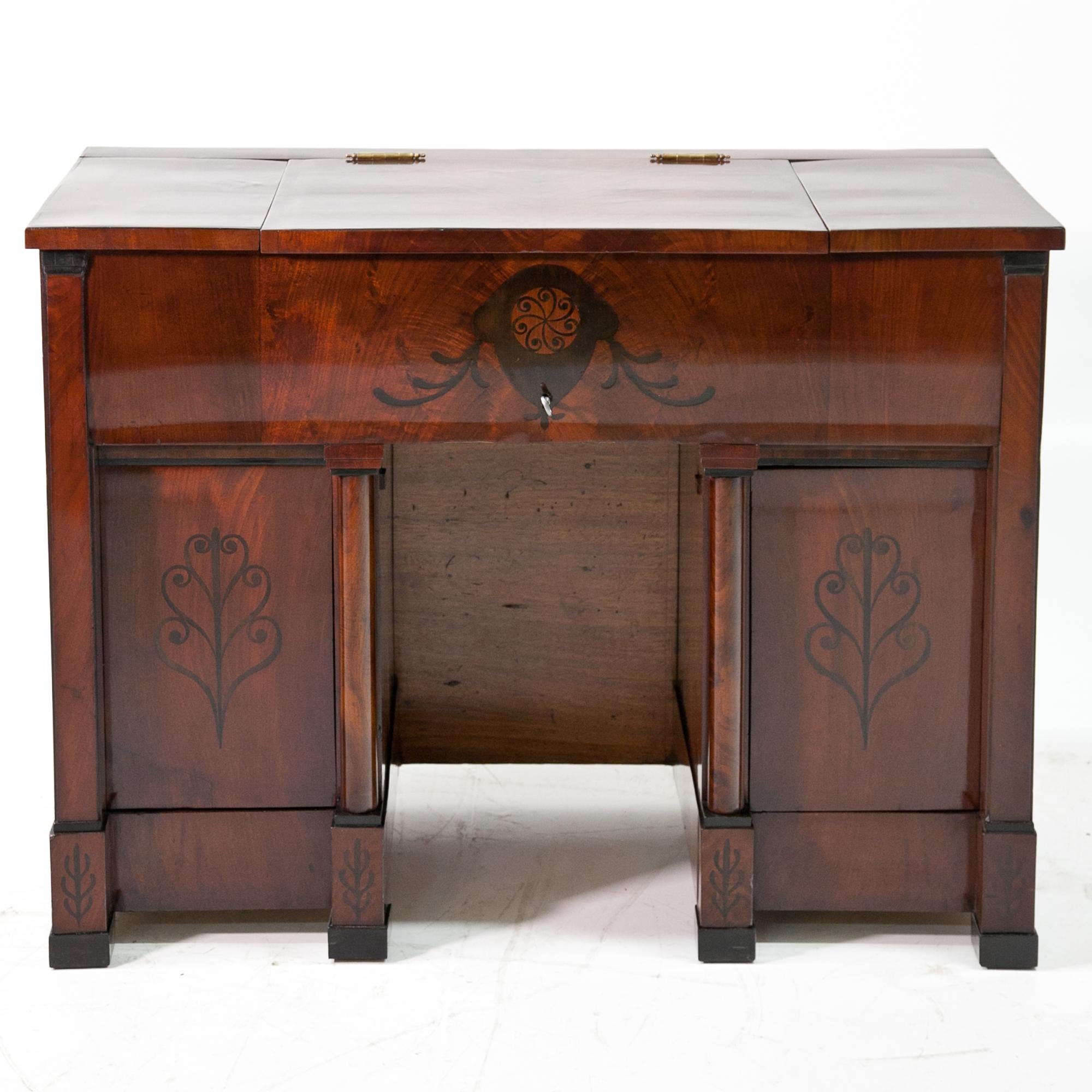 Biedermeier Vanity Desk, probably Austria, circa 1815-1820 For Sale