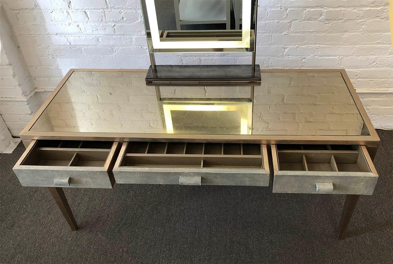 American Vanity Desk with Illuminated Mirror