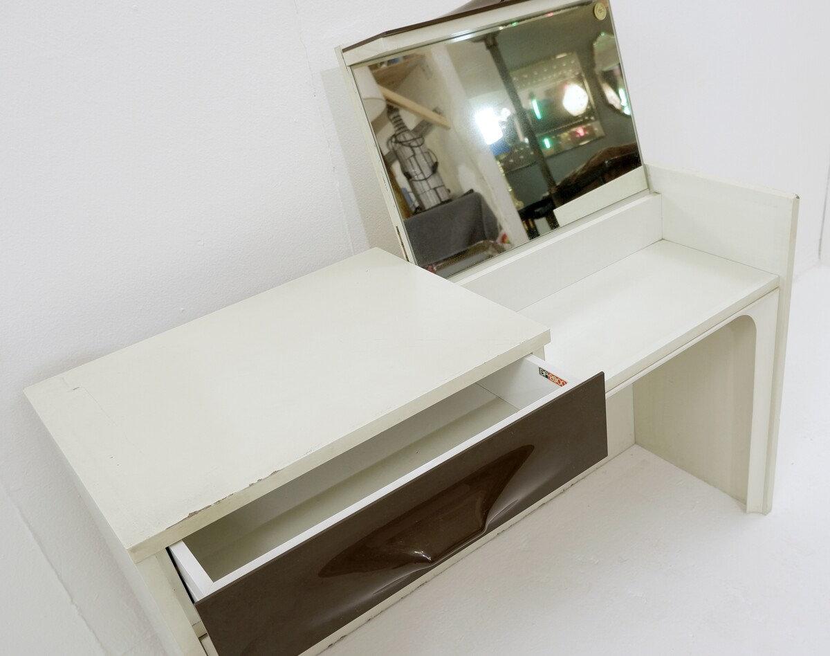 Coiffeuse de Raymond Loewy par Doubinsky Frères dans les années 1960 Bon état - En vente à Linkebeek, BE