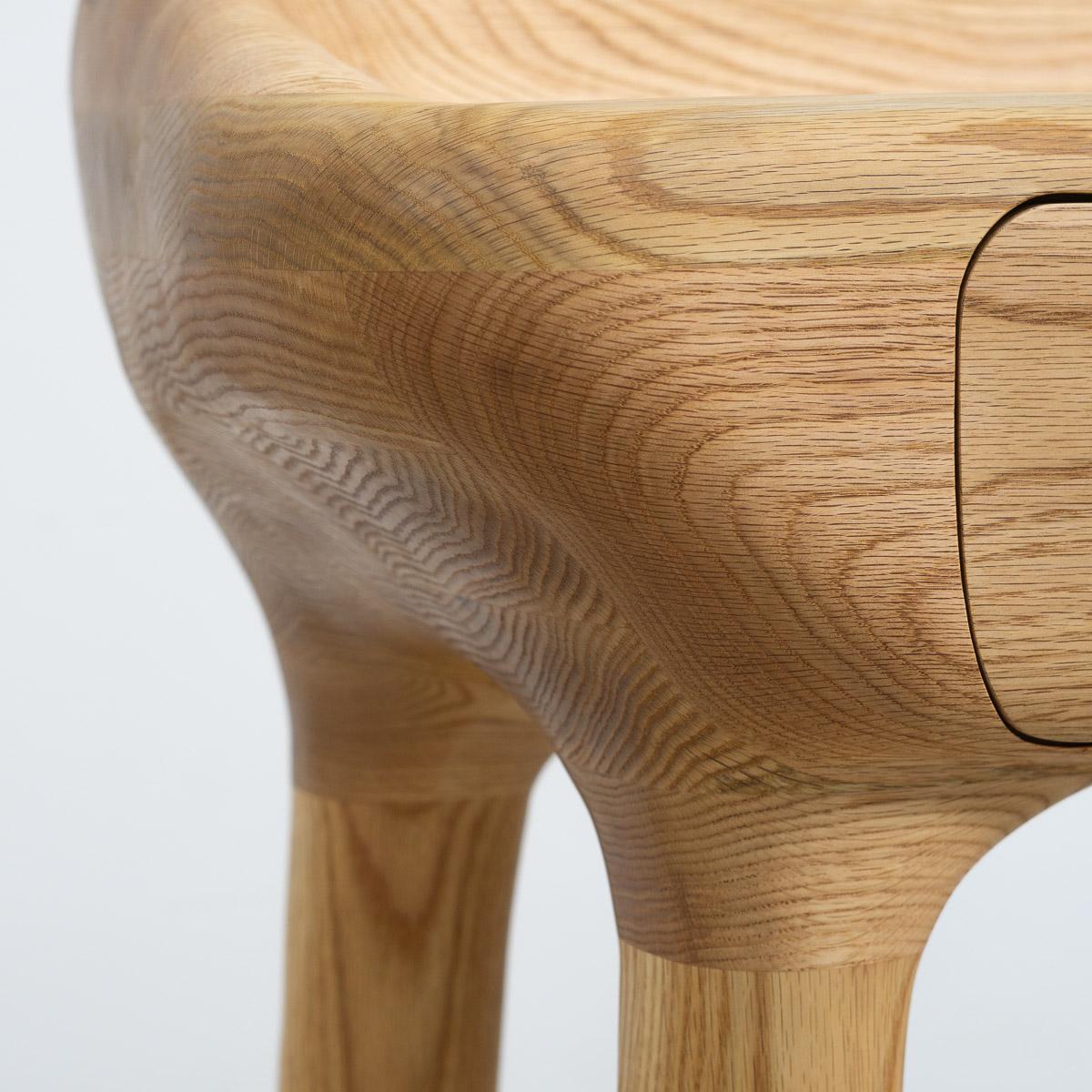 Waschtisch / Schminktisch mit Spiegel - Red Oak Wood Sculptural Organic Shaped (Organische Moderne) im Angebot