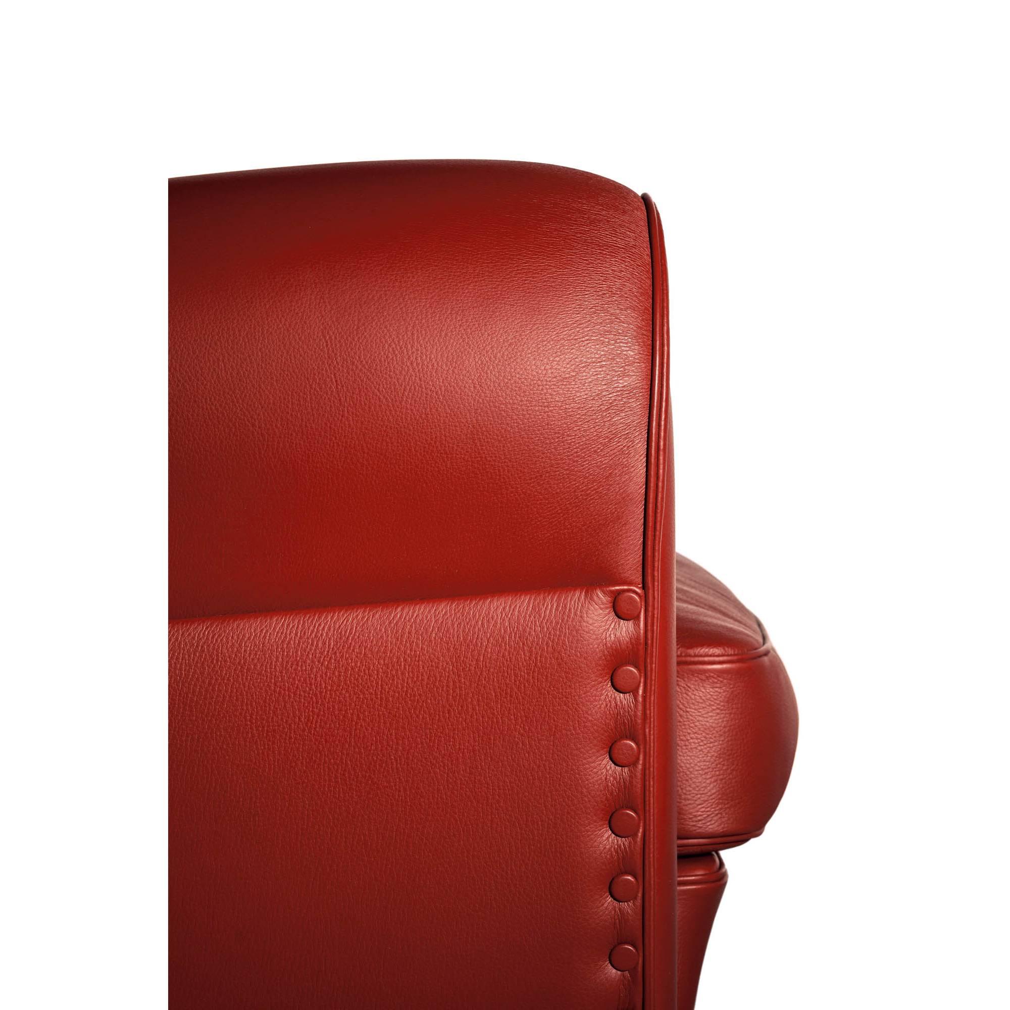 Contemporary Vanity Fair XC Armchair in Genuine Leather Pelle SC 127 Siam Red For Sale