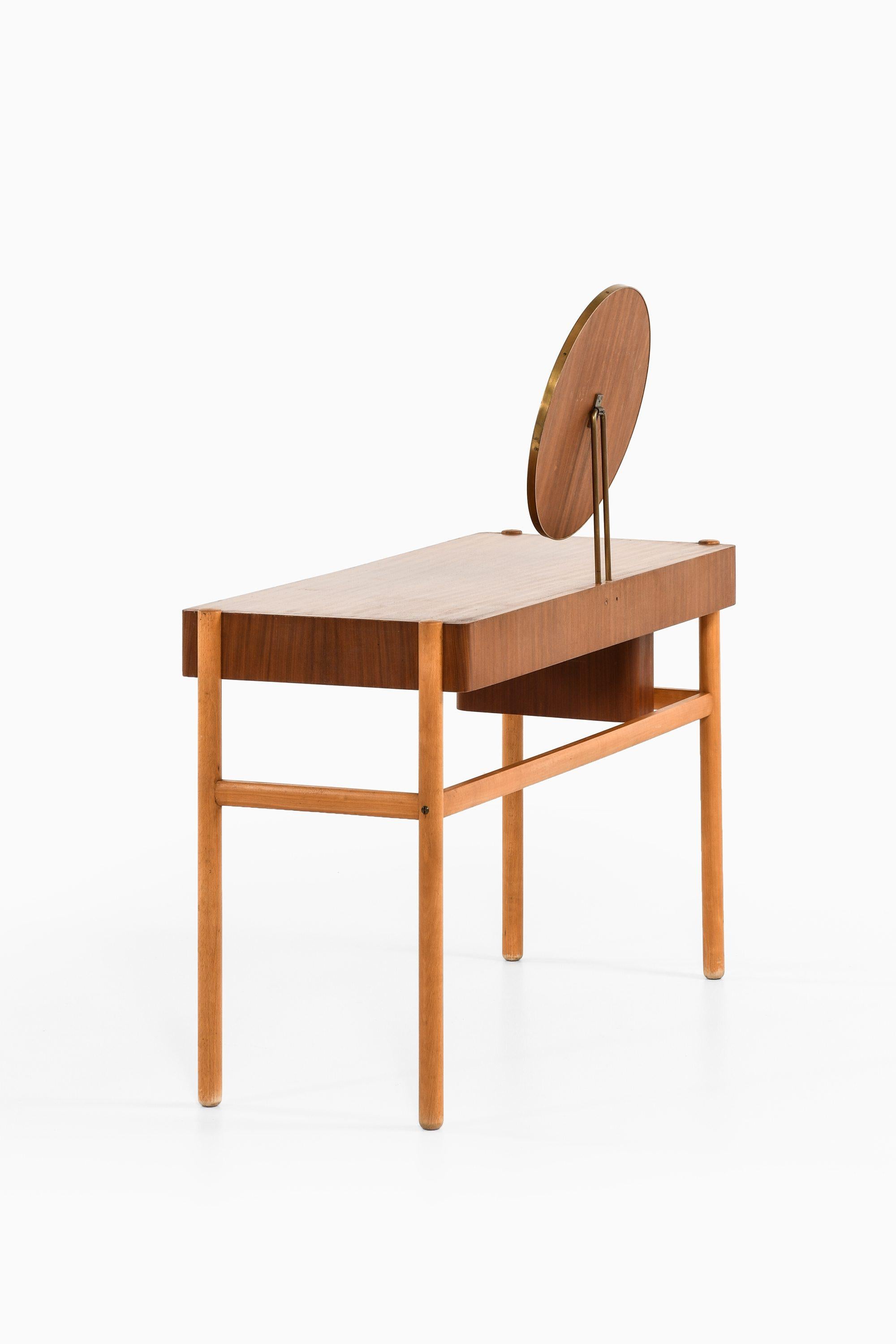 Tocador de teca, haya y latón de Bertil Fridhagen, 1958 Sueco en venta