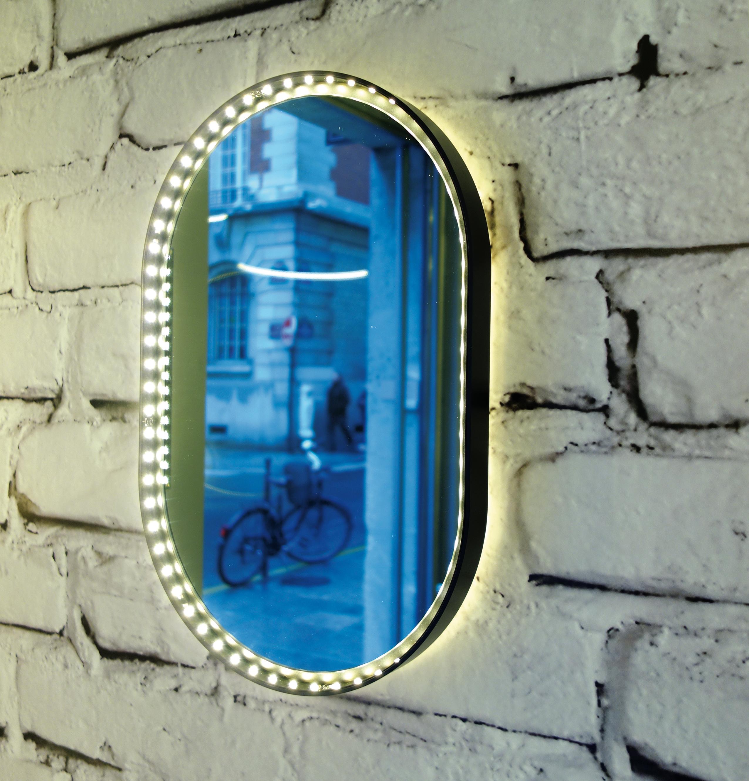 Postmoderne Miroir mural ovale Vanity par Le Deun Luminaires en vente