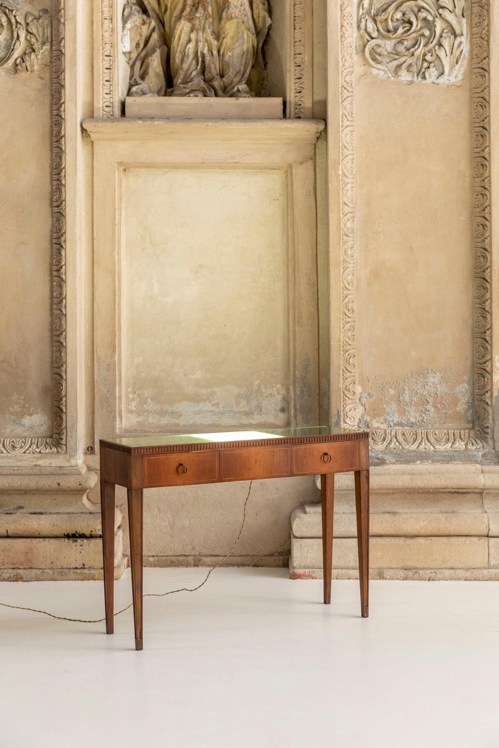 Vanity Table Attributed to Paolo Buffa In Excellent Condition In Piacenza, Italy