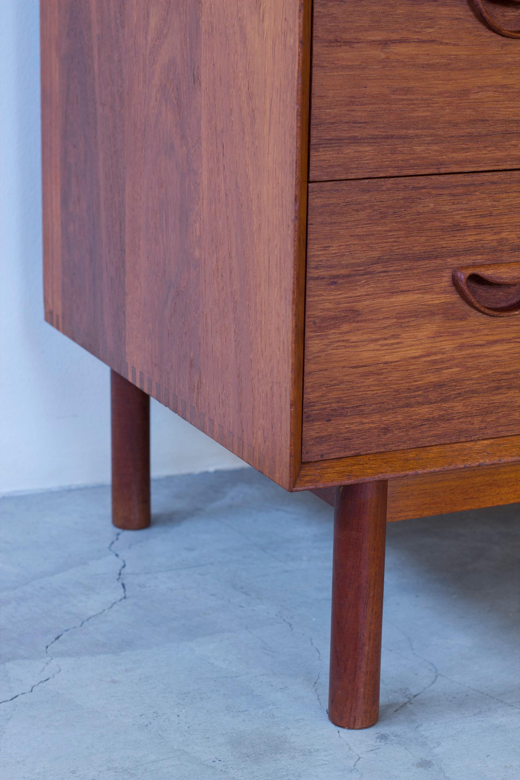 Vanity teak dresser by Peter Hvidt & Orla Mølgaard Nielsen, Denmark 1950s Søborg im Angebot 9
