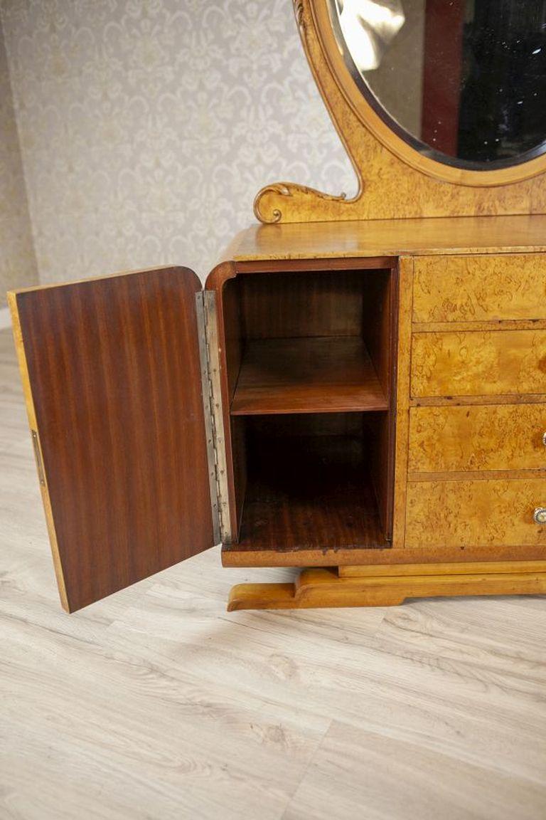Tocador chapado en abedul de Carelia con espejo ovalado de principios del siglo XX en venta 4