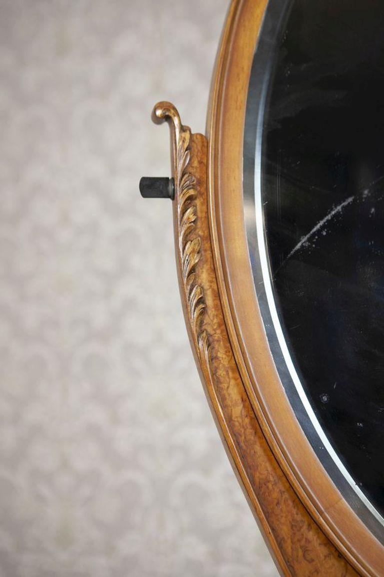 Tocador chapado en abedul de Carelia con espejo ovalado de principios del siglo XX en Bueno estado para la venta en Opole, PL